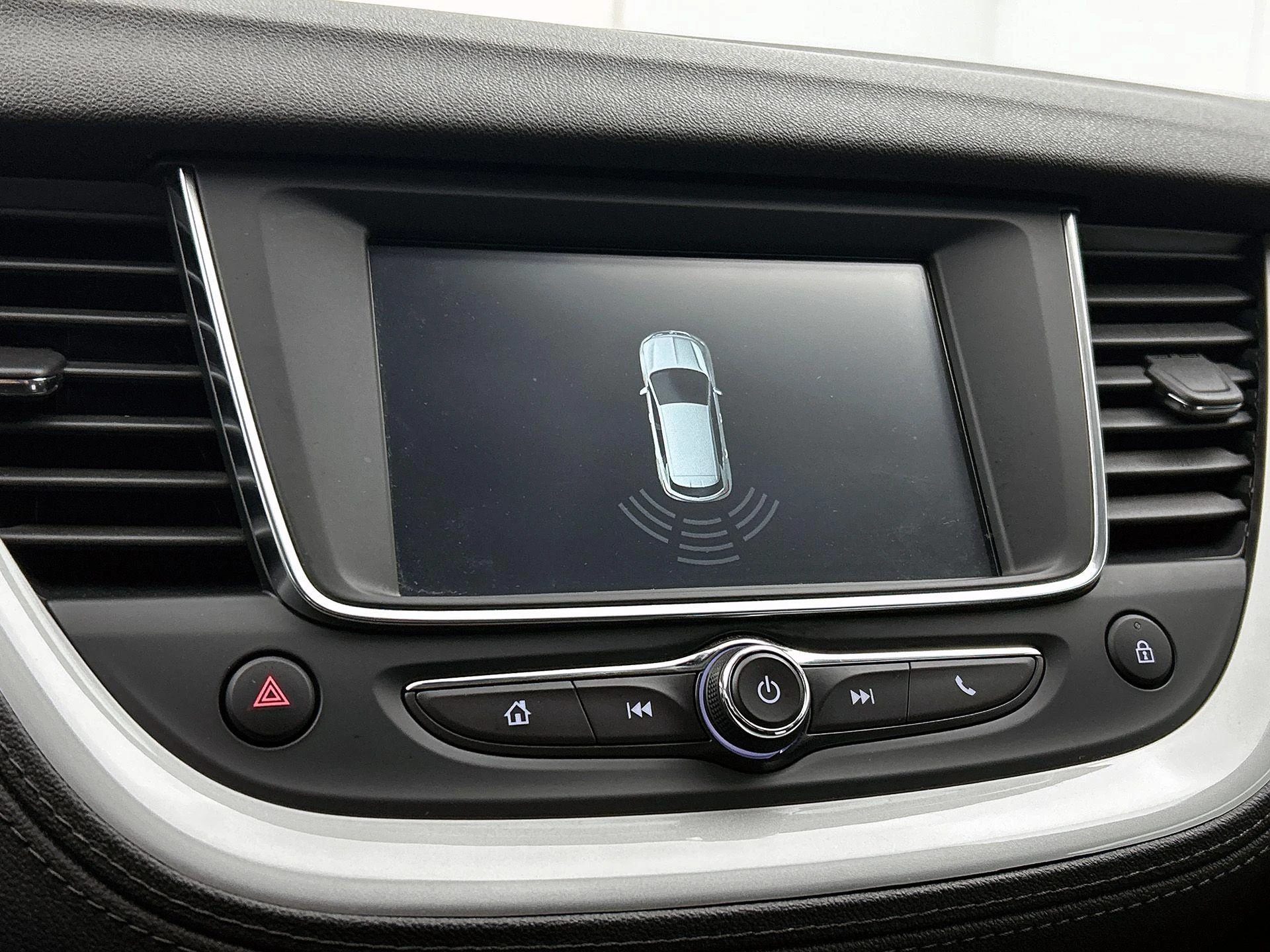 Opel-Grandland X-image-10