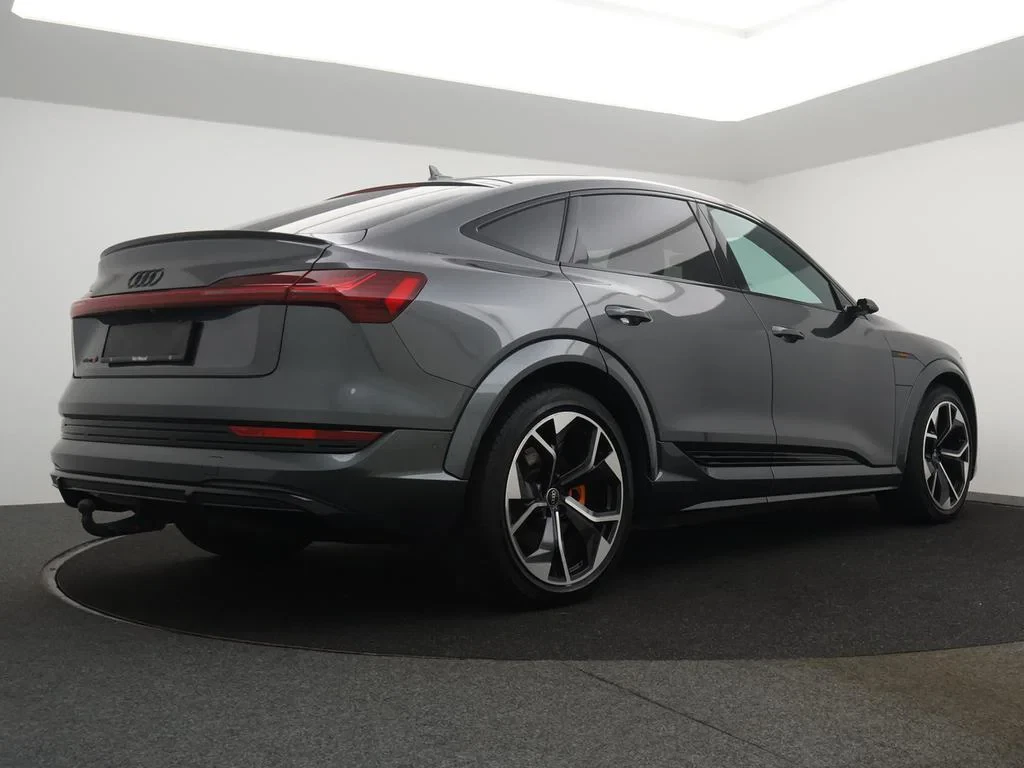 Audi-e-tron-image-1