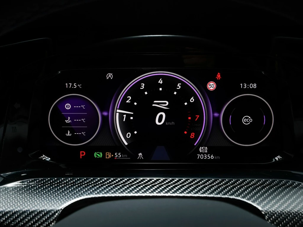 Volkswagen-Golf-image-12