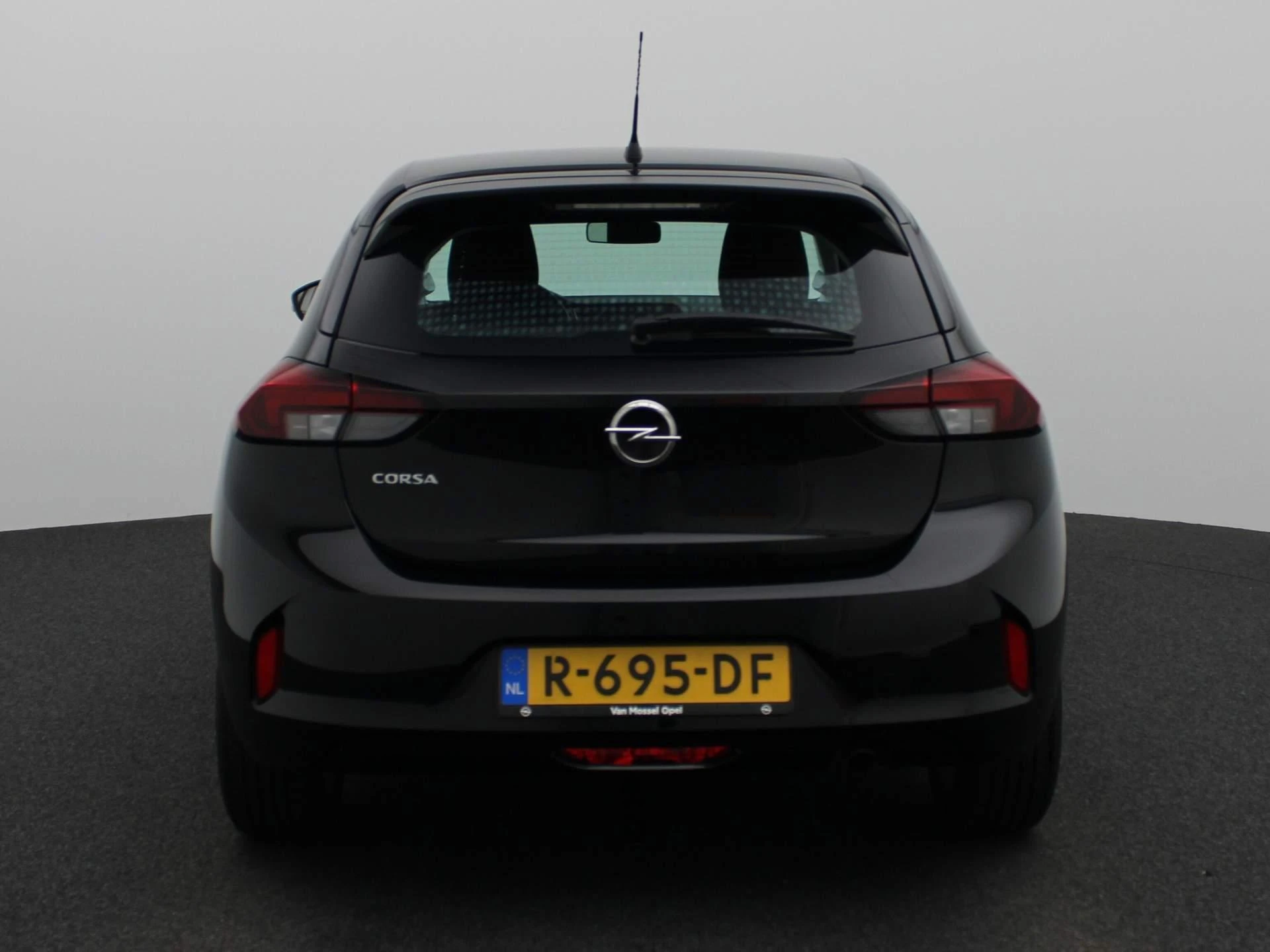 Opel-Corsa-image-4