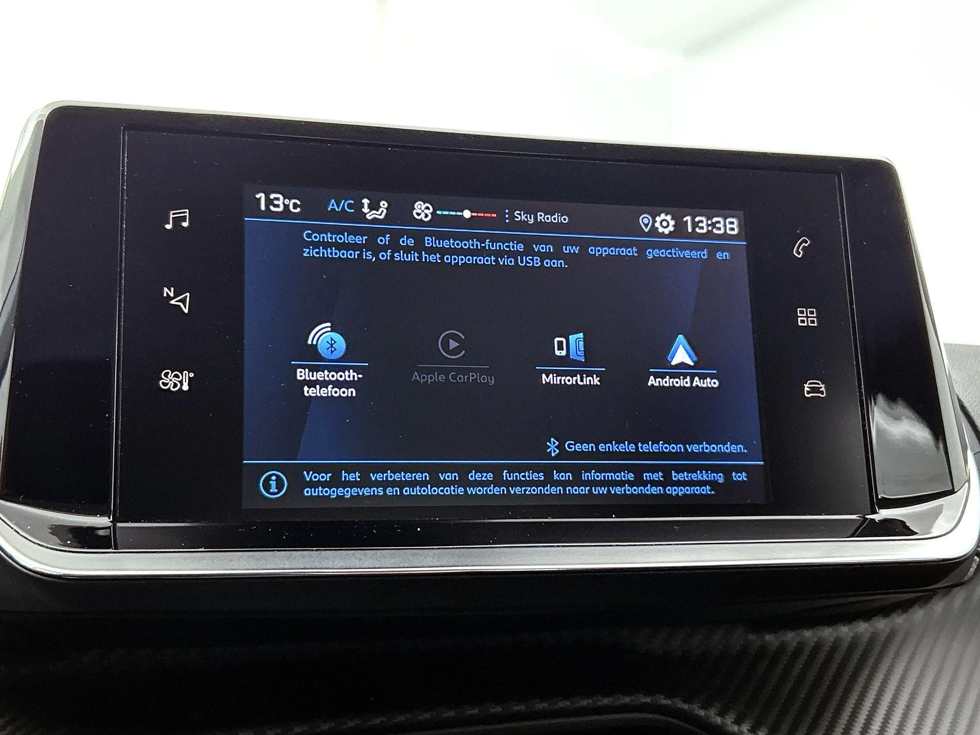 Peugeot-208-image-10