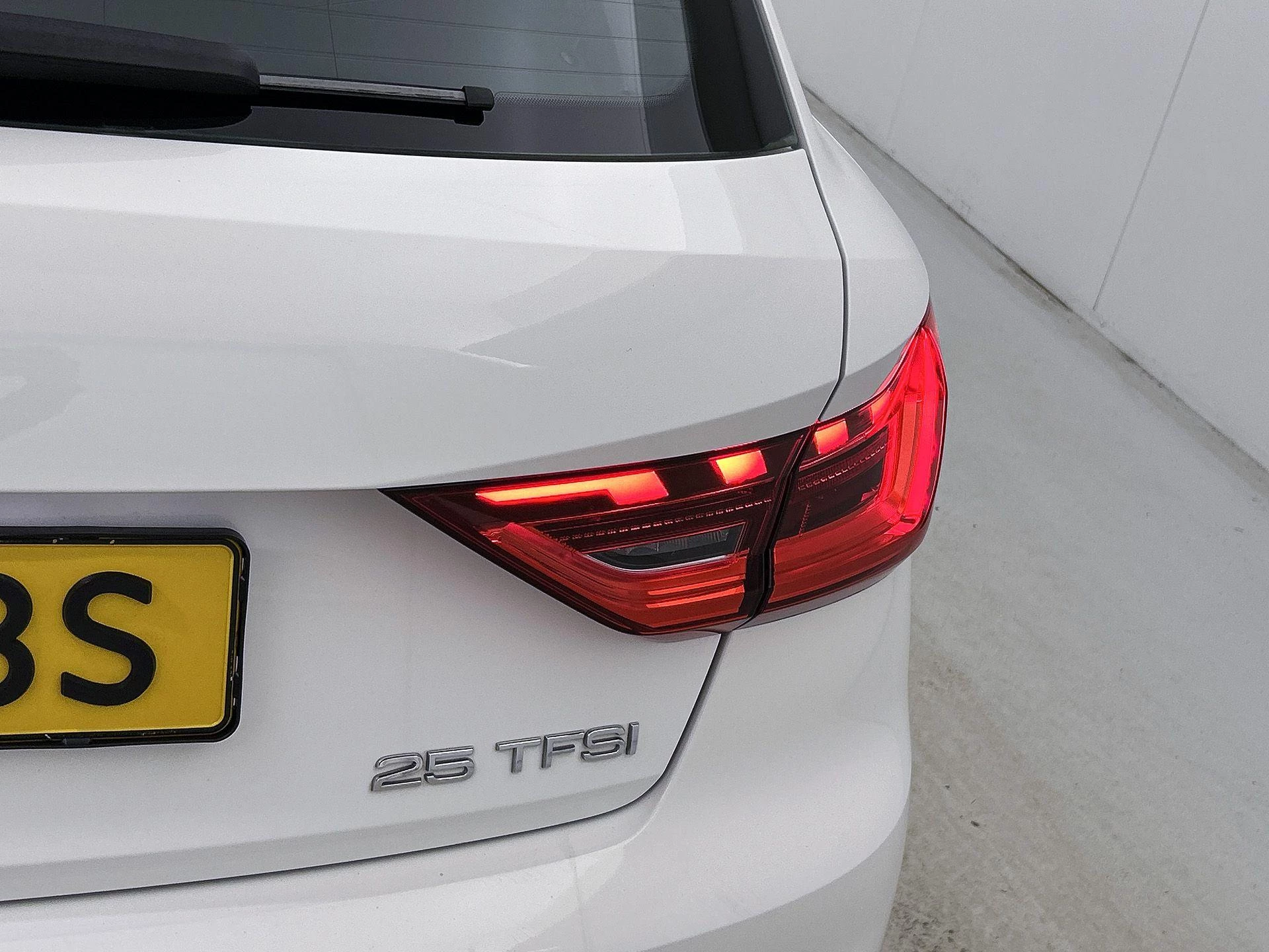 Audi-A1 Sportback-image-7