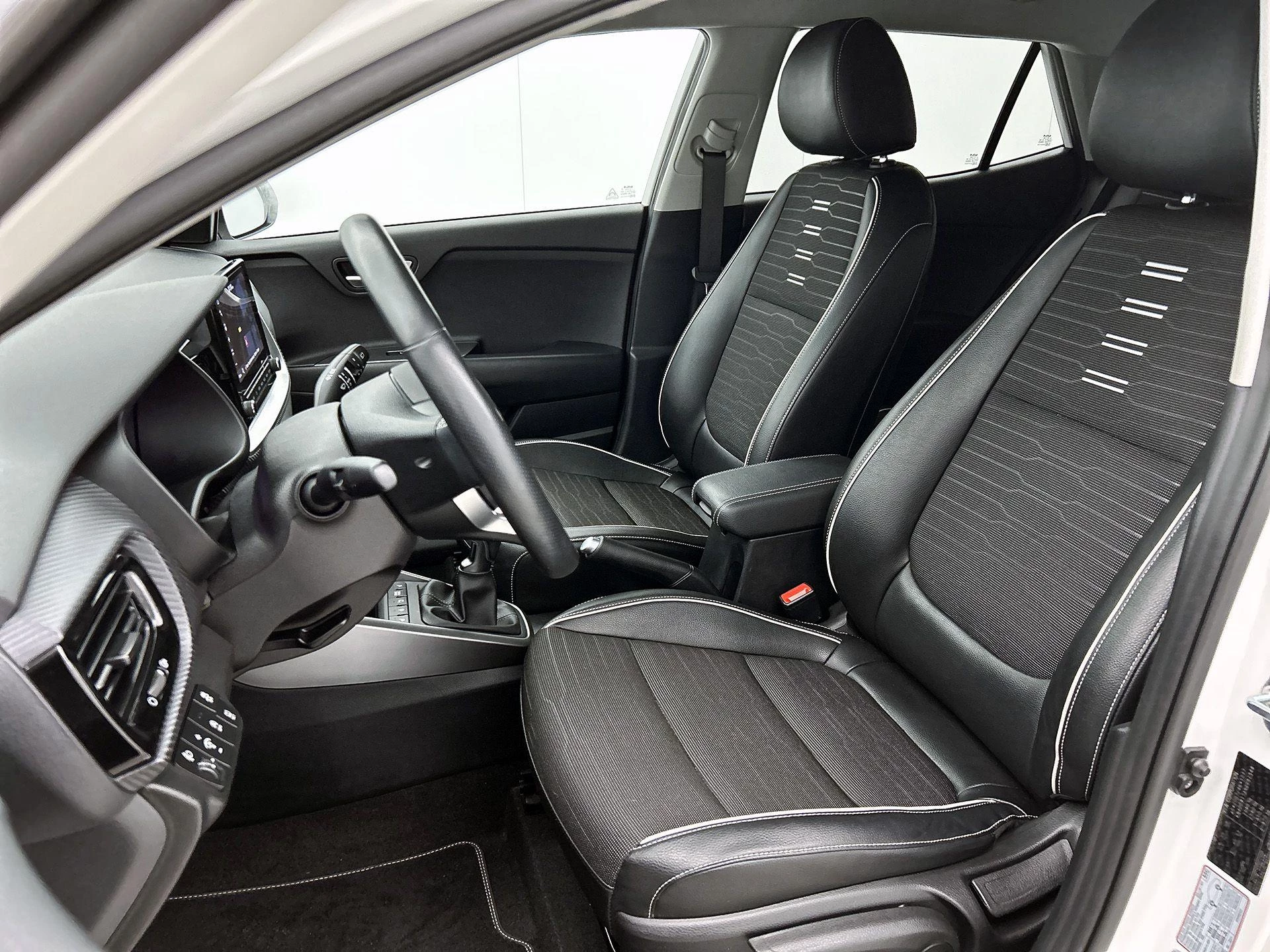 Kia-Stonic-image-34