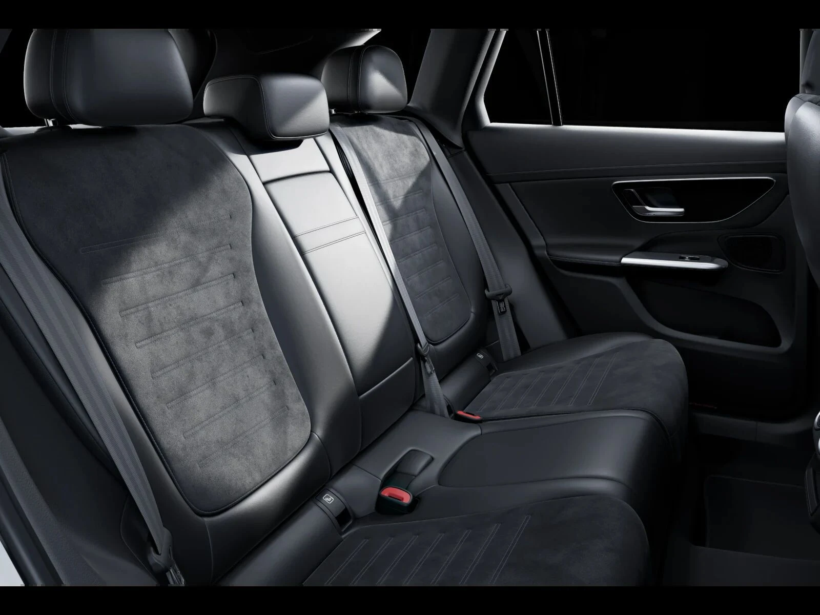 Mercedes-Benz-GLC 300 d-image-10