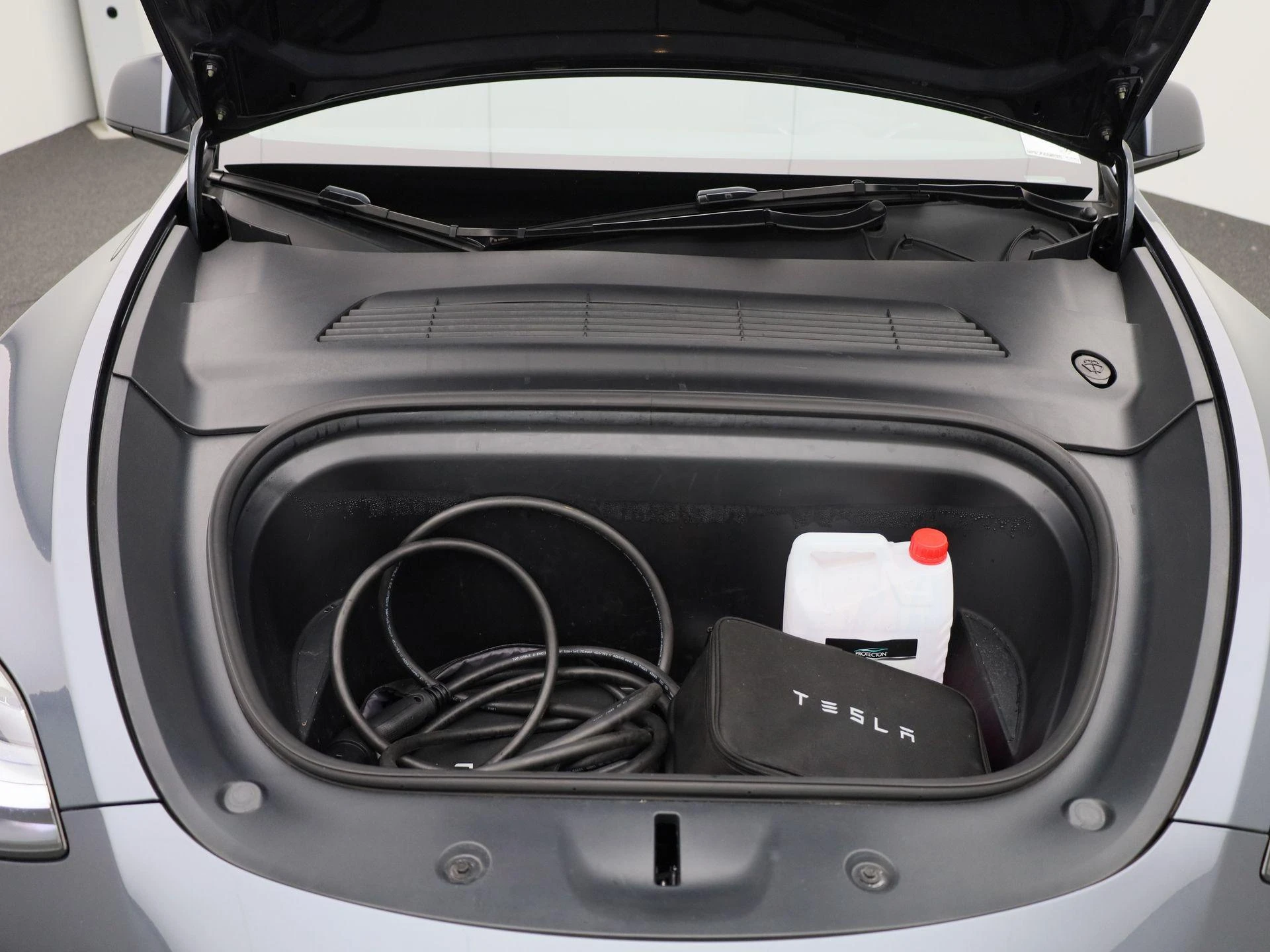Tesla Model Y Long Range Dual Motor AWD