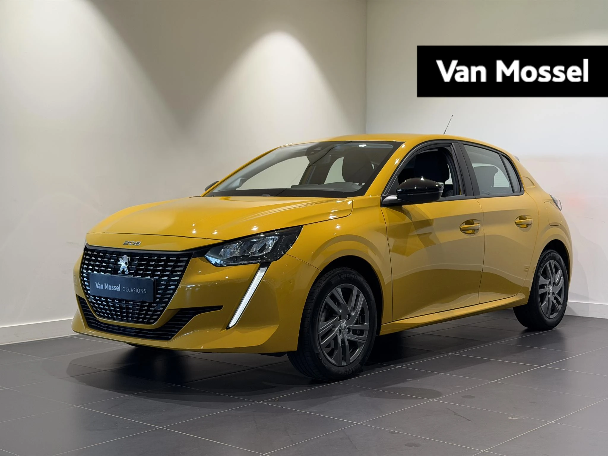 Peugeot-208-image-0