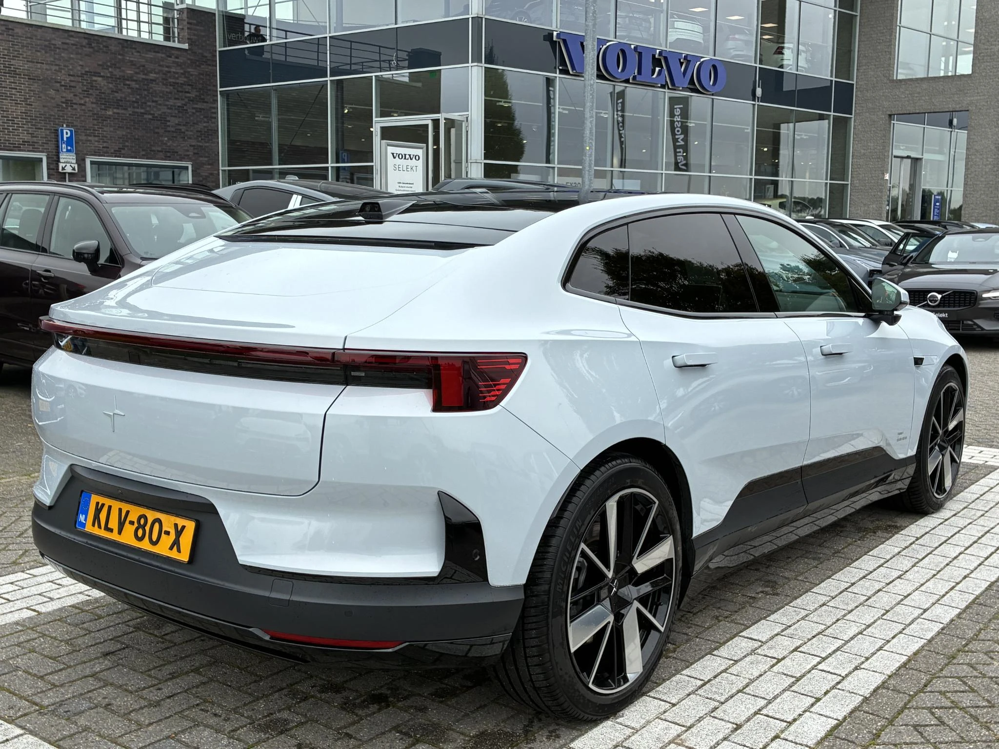 Polestar-4-image-5