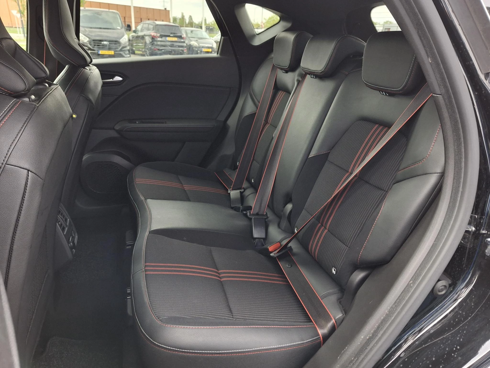Renault-Captur-image-9