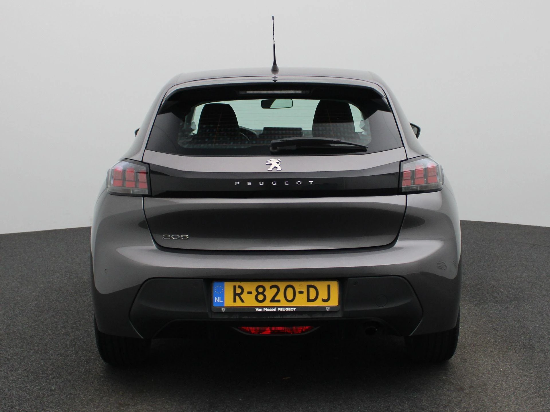 Peugeot-208-image-4