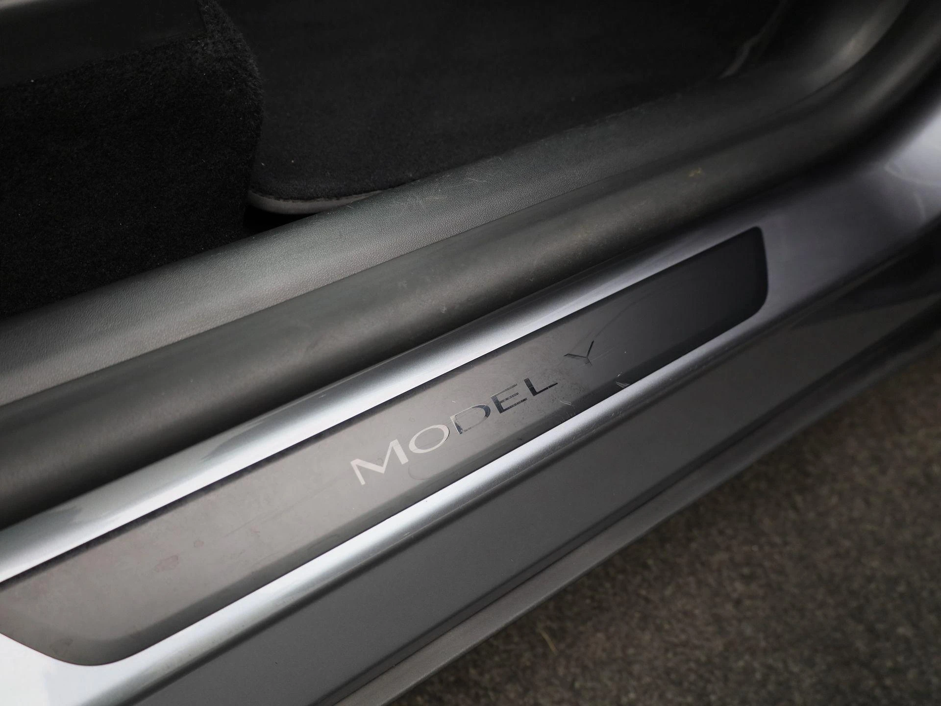 Tesla-Model Y-image-29