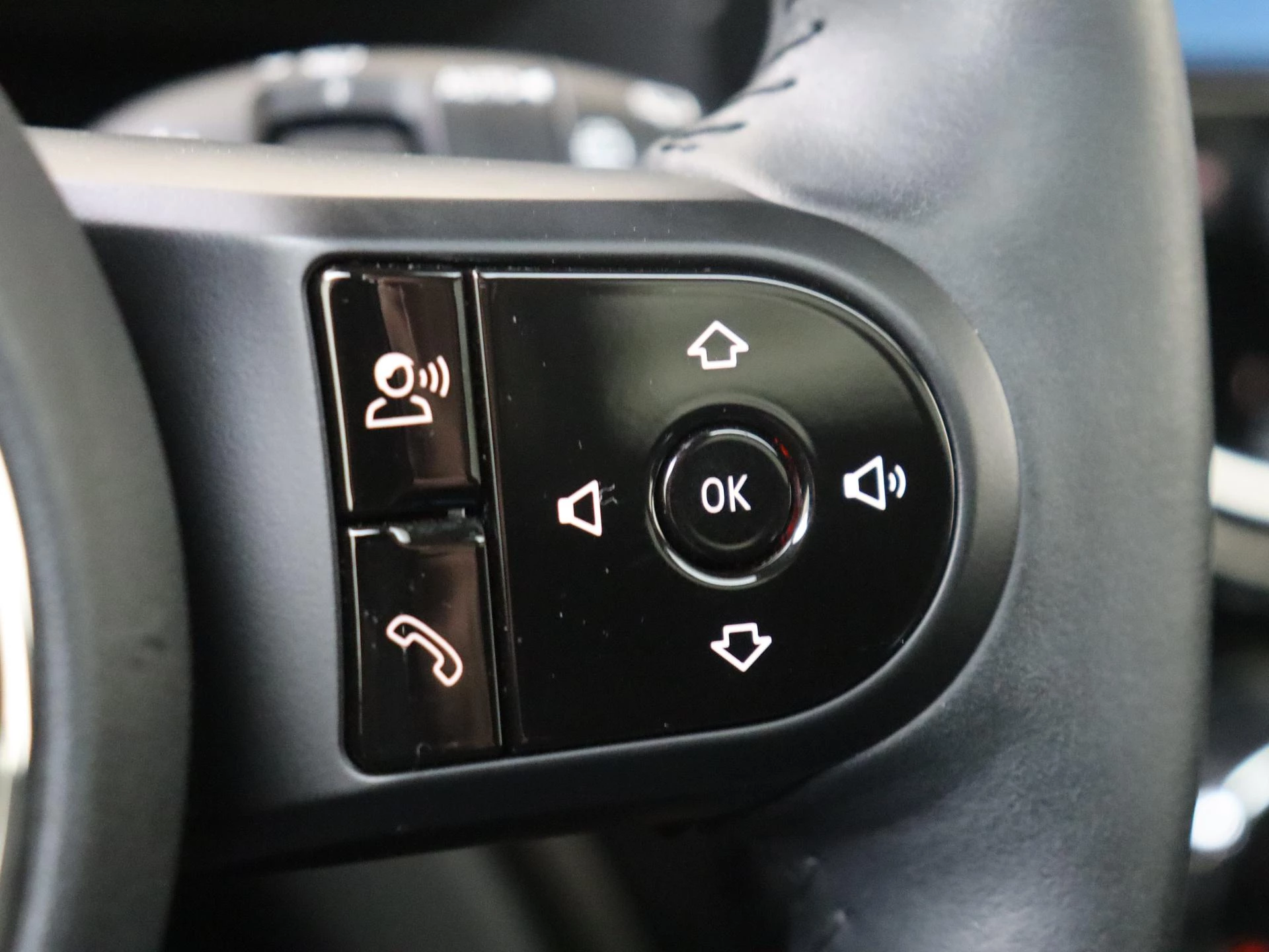 MINI-Countryman-image-13