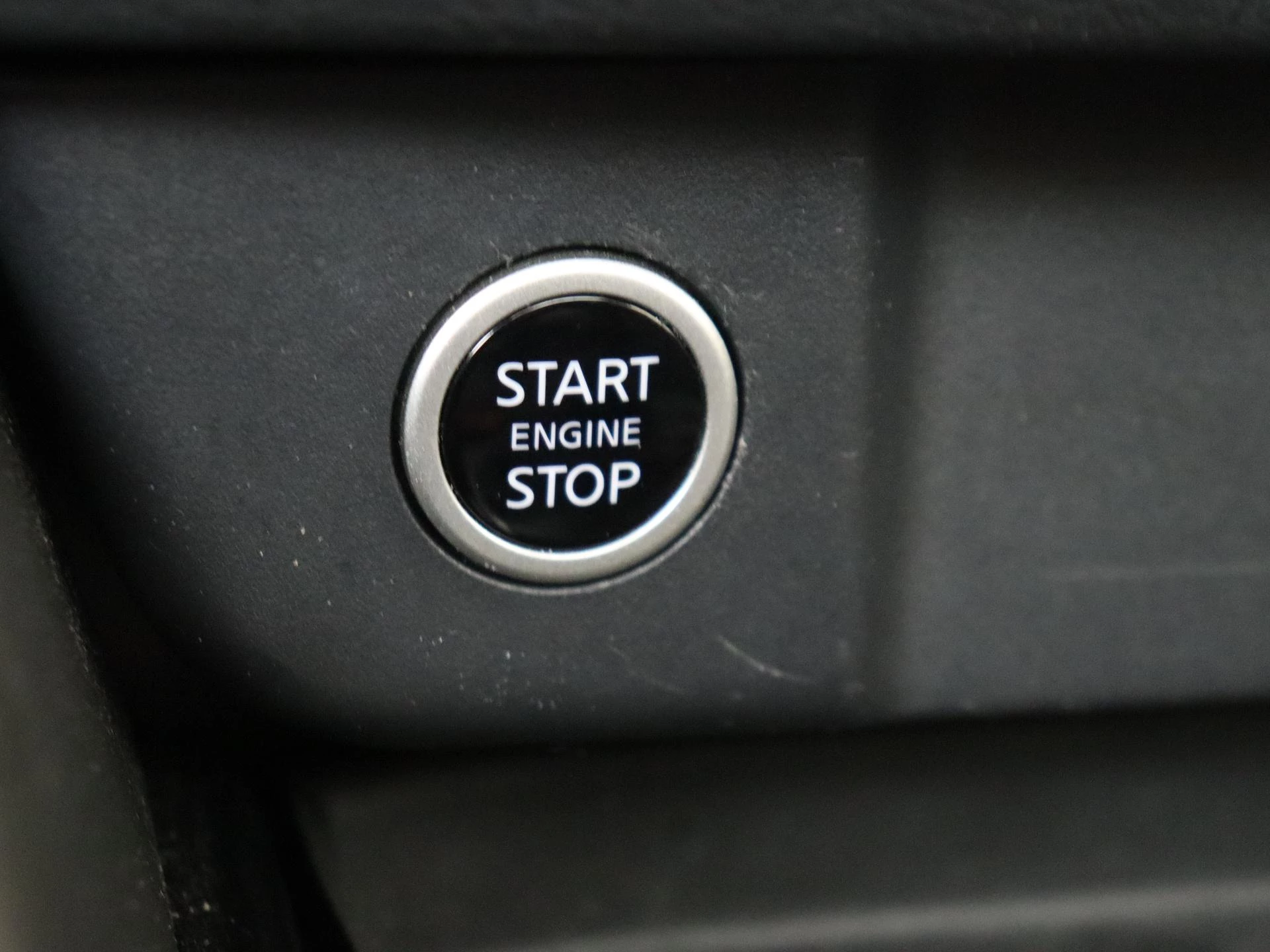 Nissan QASHQAI 1.3 MHEV N-Connecta