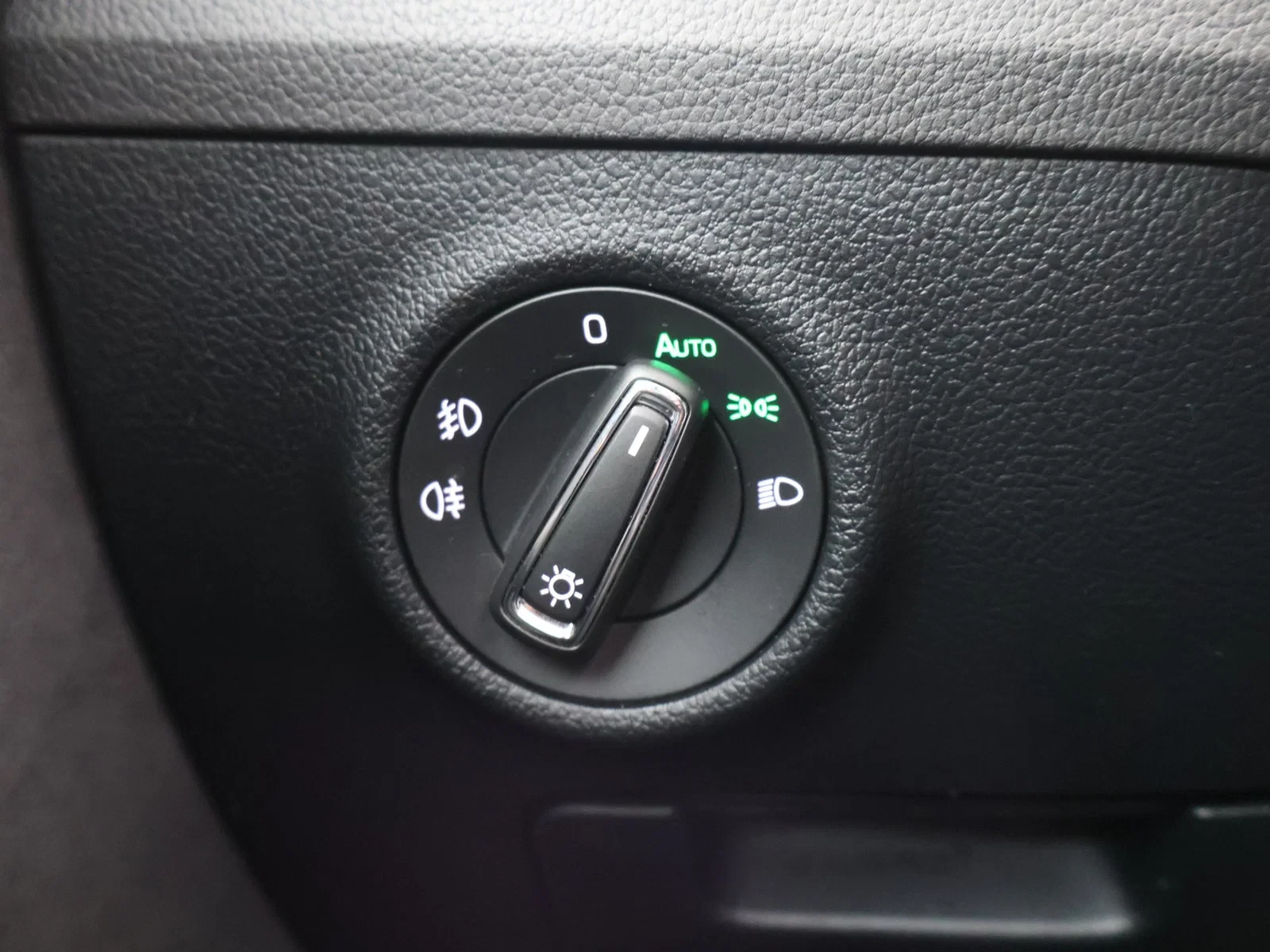 Škoda Superb Combi PHEV Superb Wagon Sportline 1.4TSI iV 218PK *AUTOMAAT*PANODAK*LEDER*TREKHAAK*CAM*CRUISE*PDC*APP-CONNECT*.