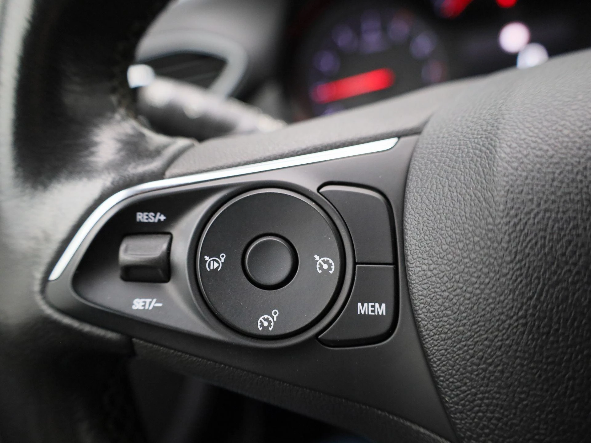 Opel-Crossland-image-19
