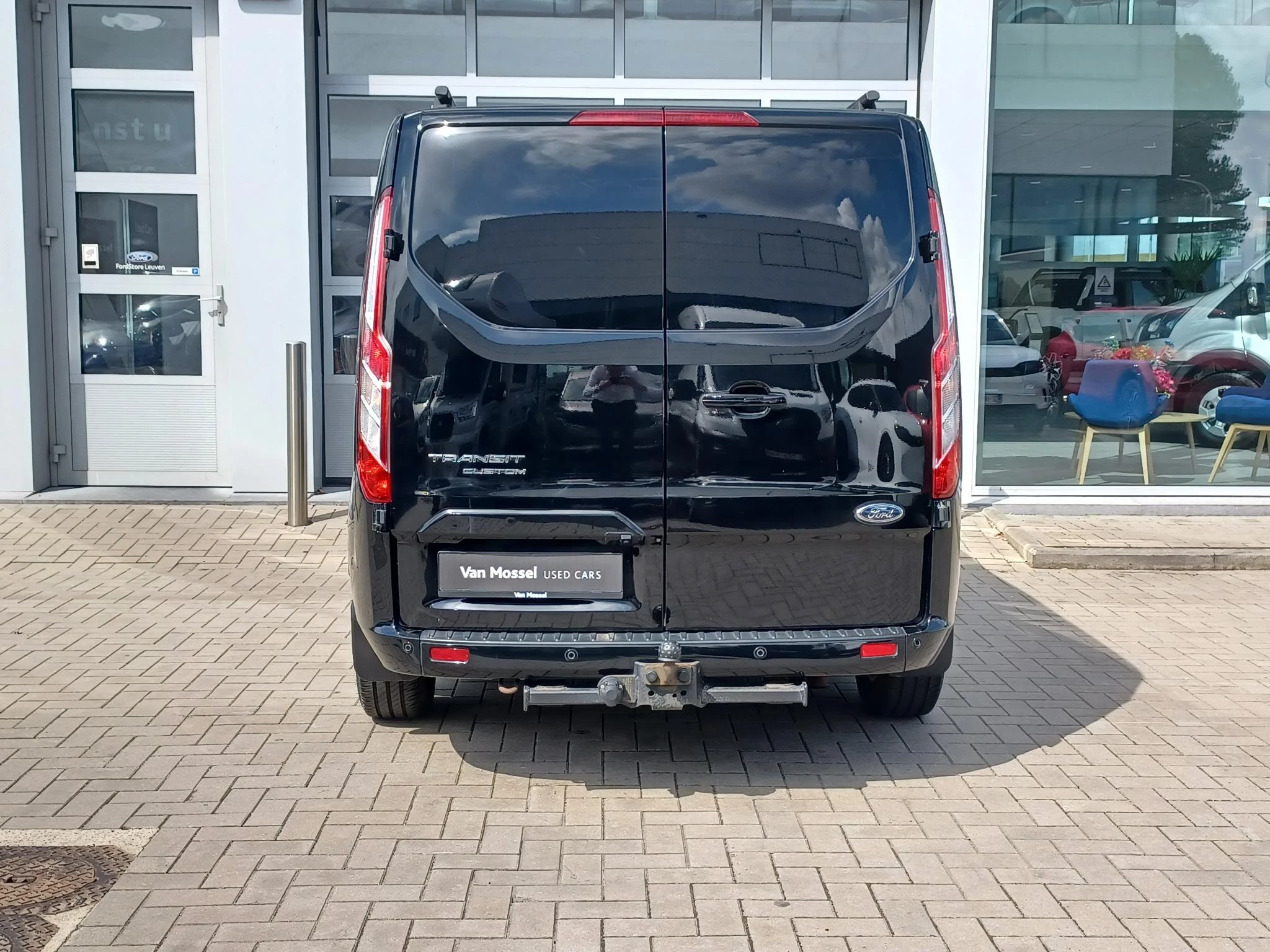 Ford-Transit Custom-image-4