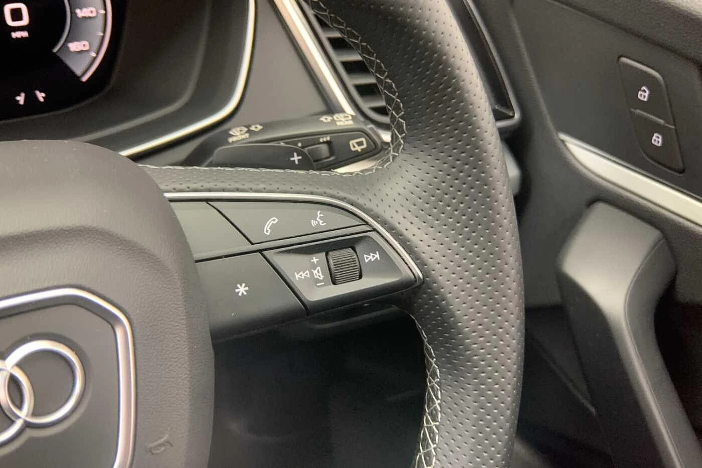 Audi-Q5-image-28