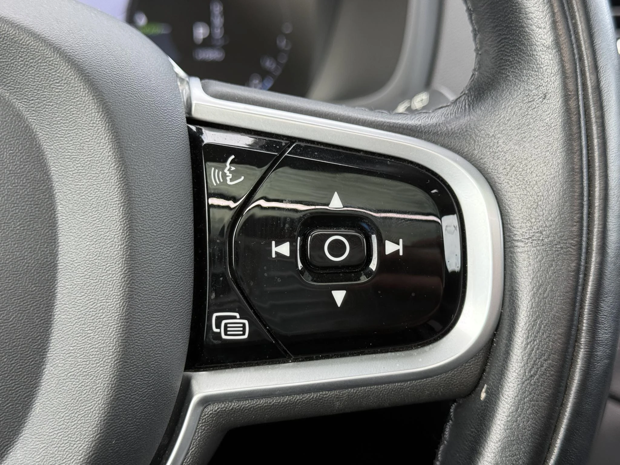 Volvo-XC90-image-28