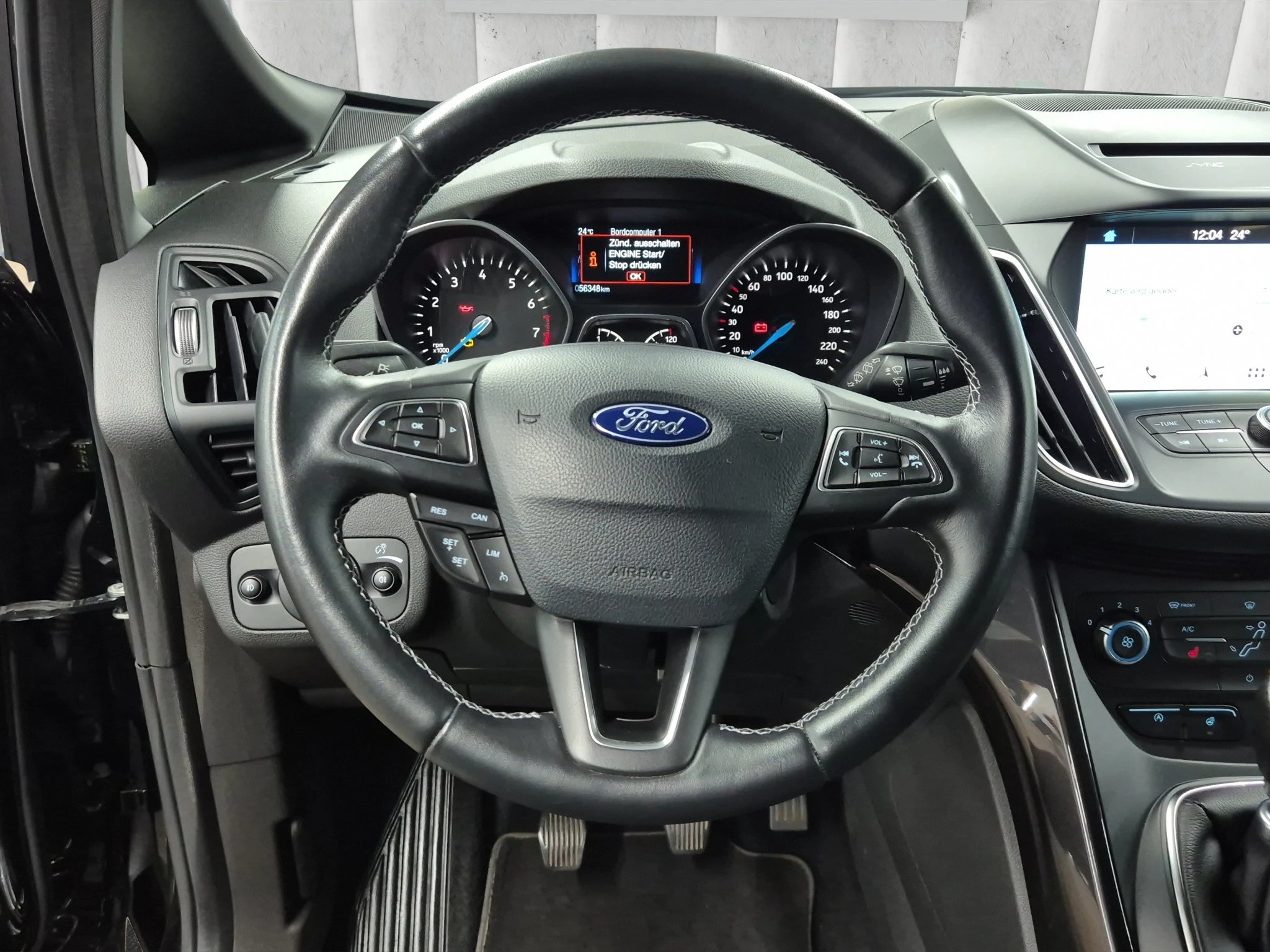 Ford-C-MAX-image-12