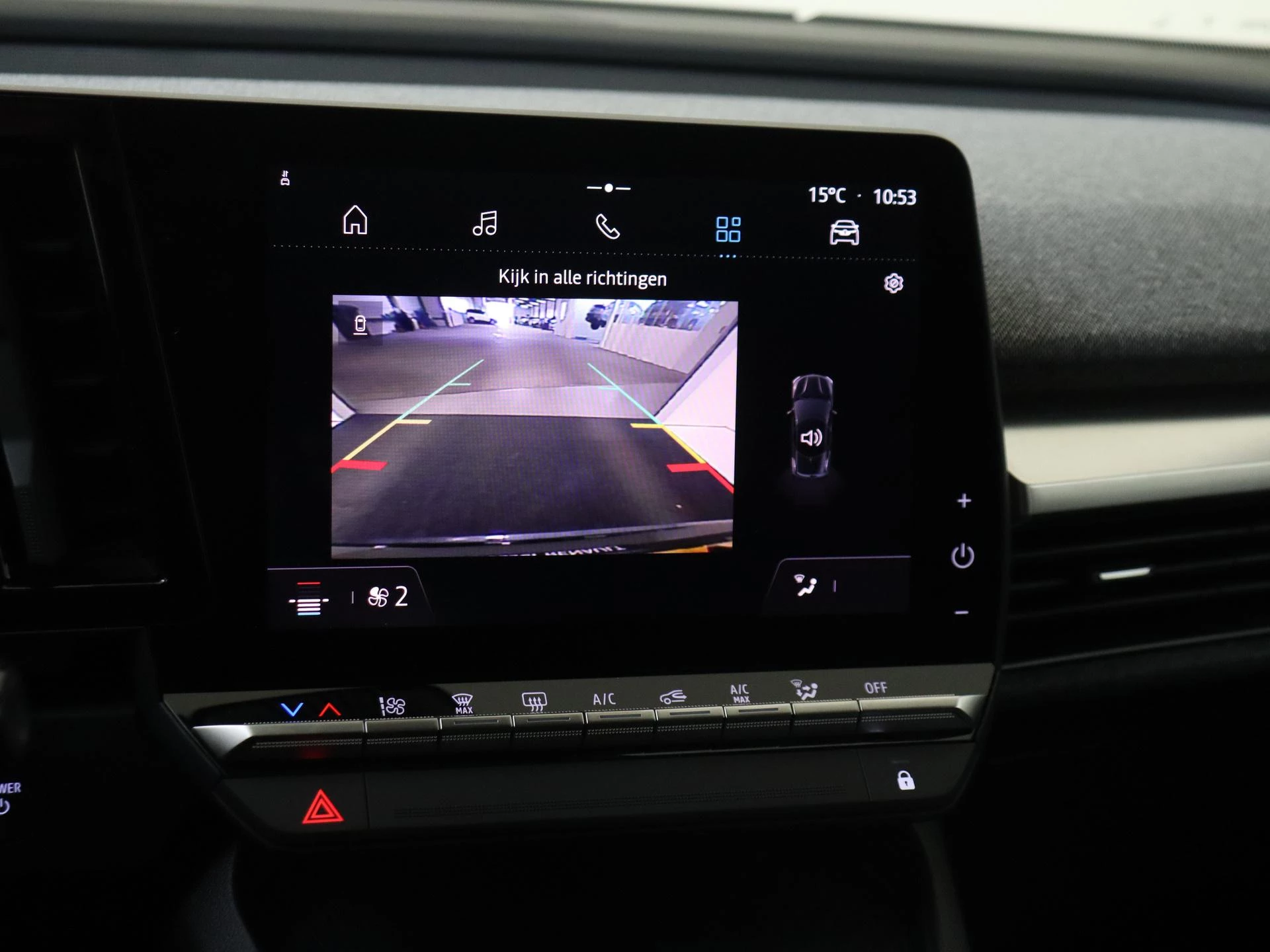 Renault-Megane E-Tech-image-22