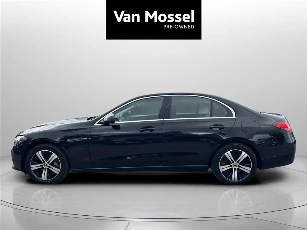 Mercedes-Benz-C-Klasse-image-7