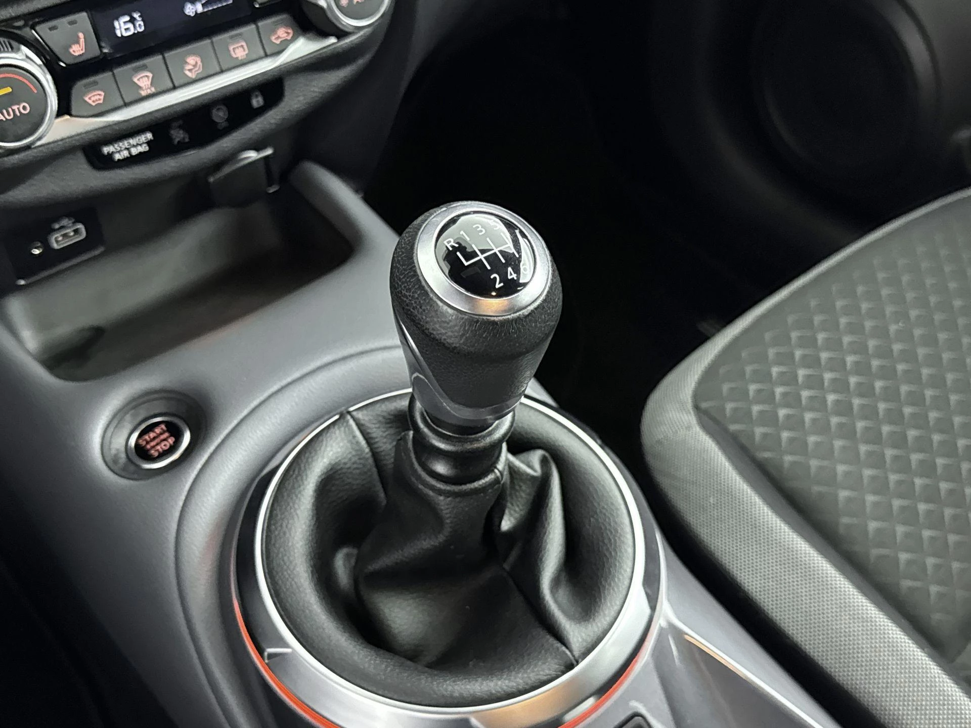 Nissan-Juke-image-15