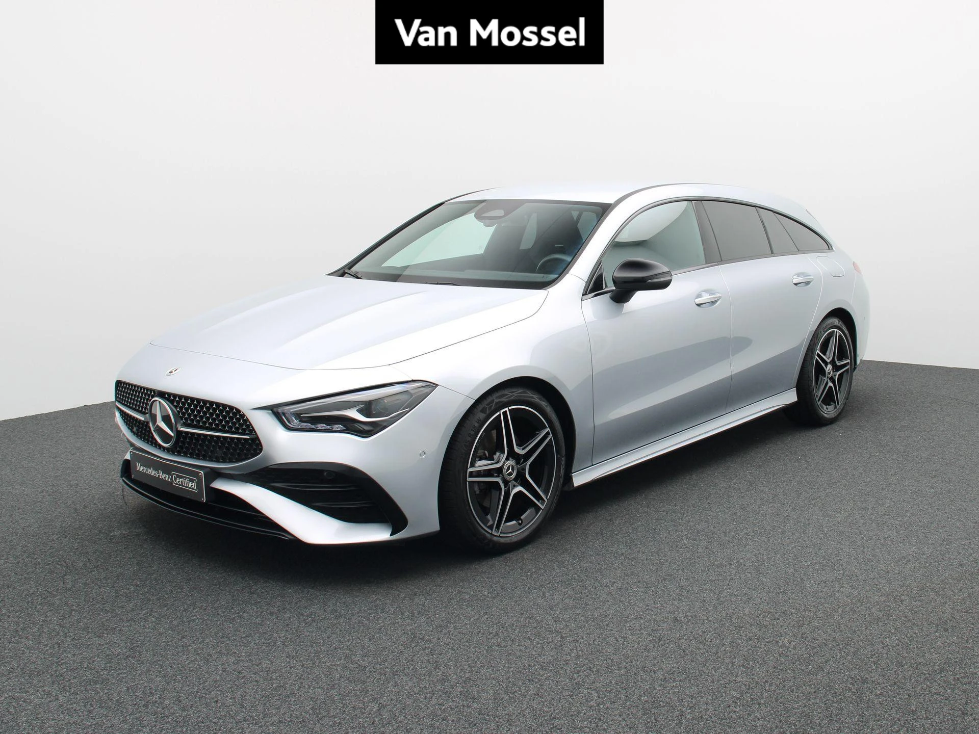 Mercedes-Benz-CLA-image-0