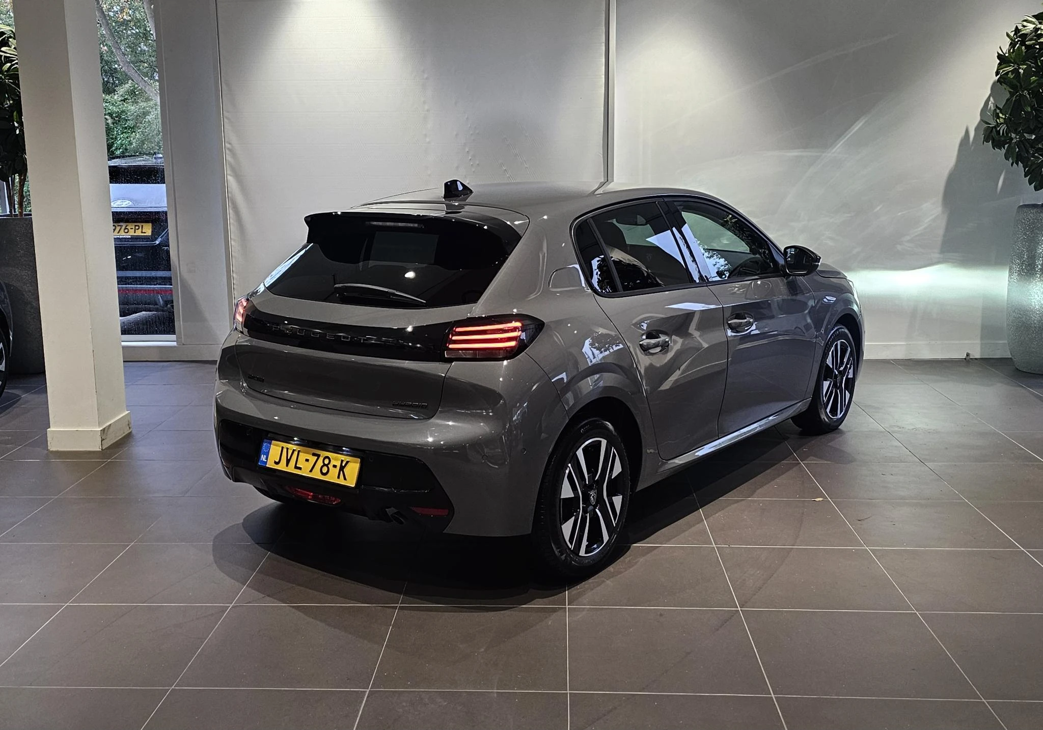 Peugeot-208-image-4