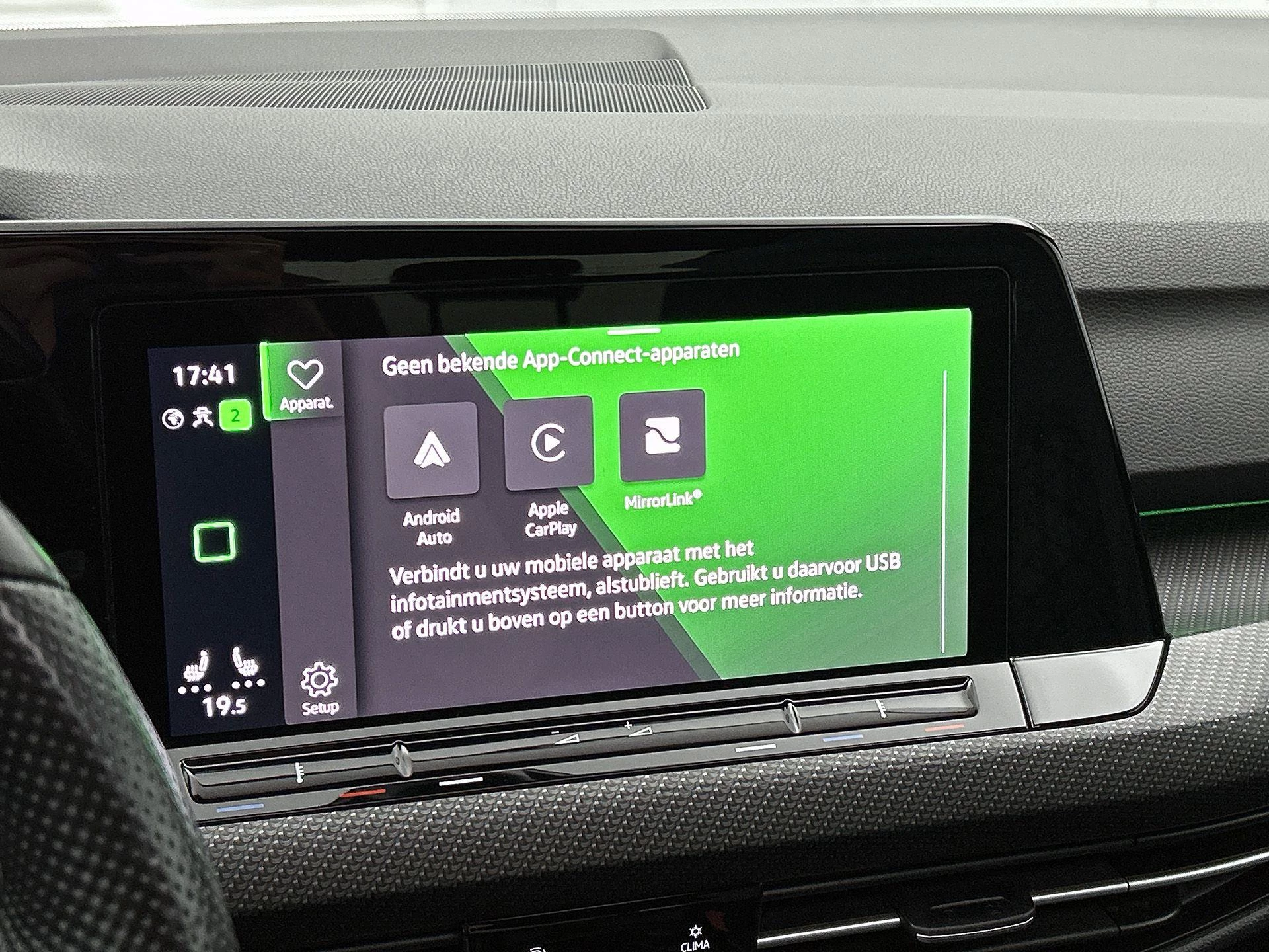 Volkswagen Golf 1.5 eTSI R-Line