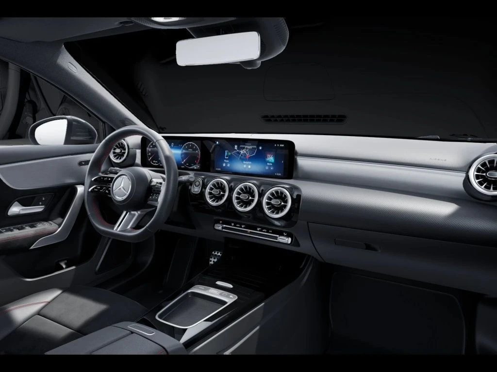Mercedes-Benz-A-Klasse 200-image-12
