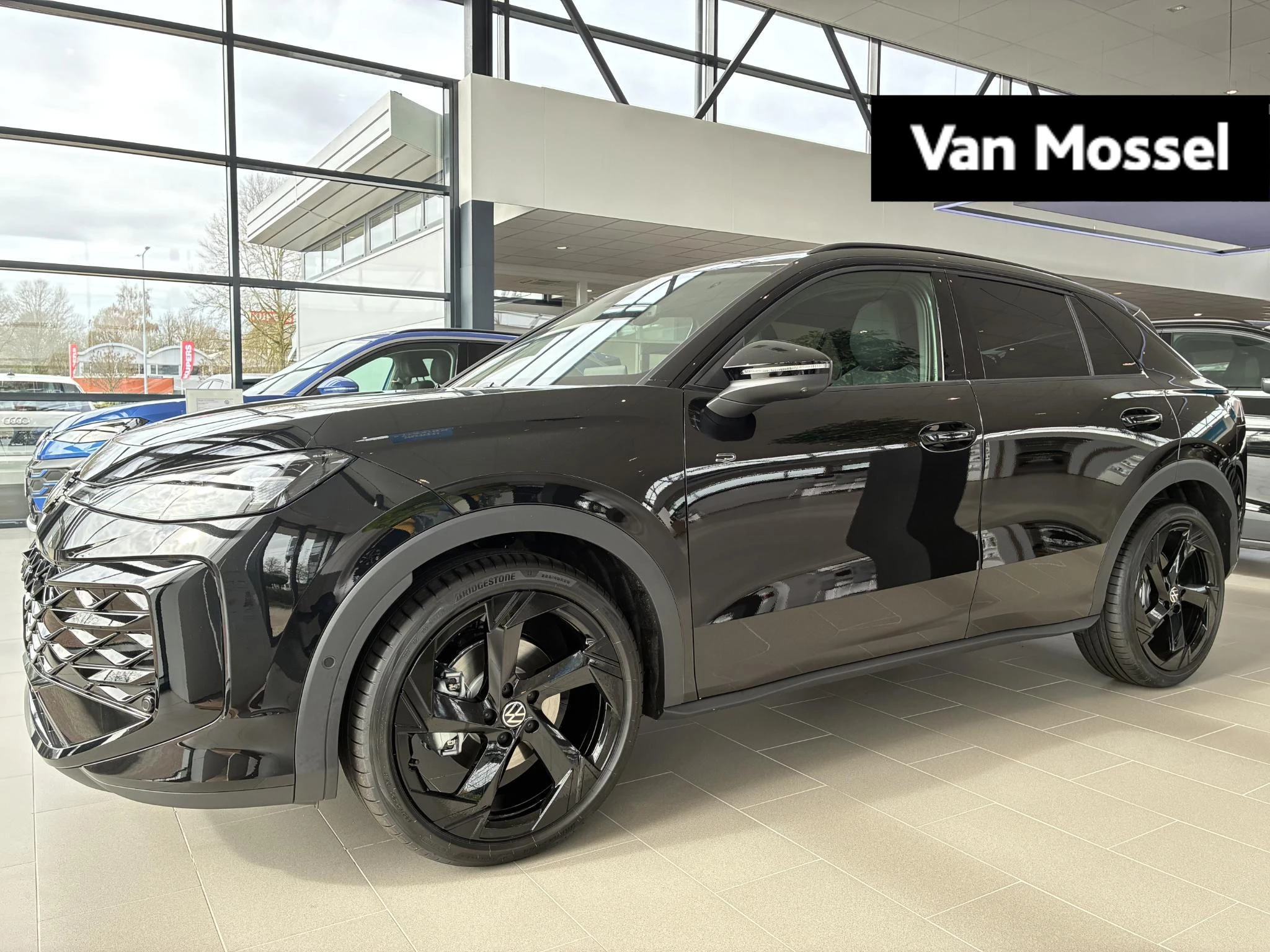 Volkswagen-T-Roc-image-0