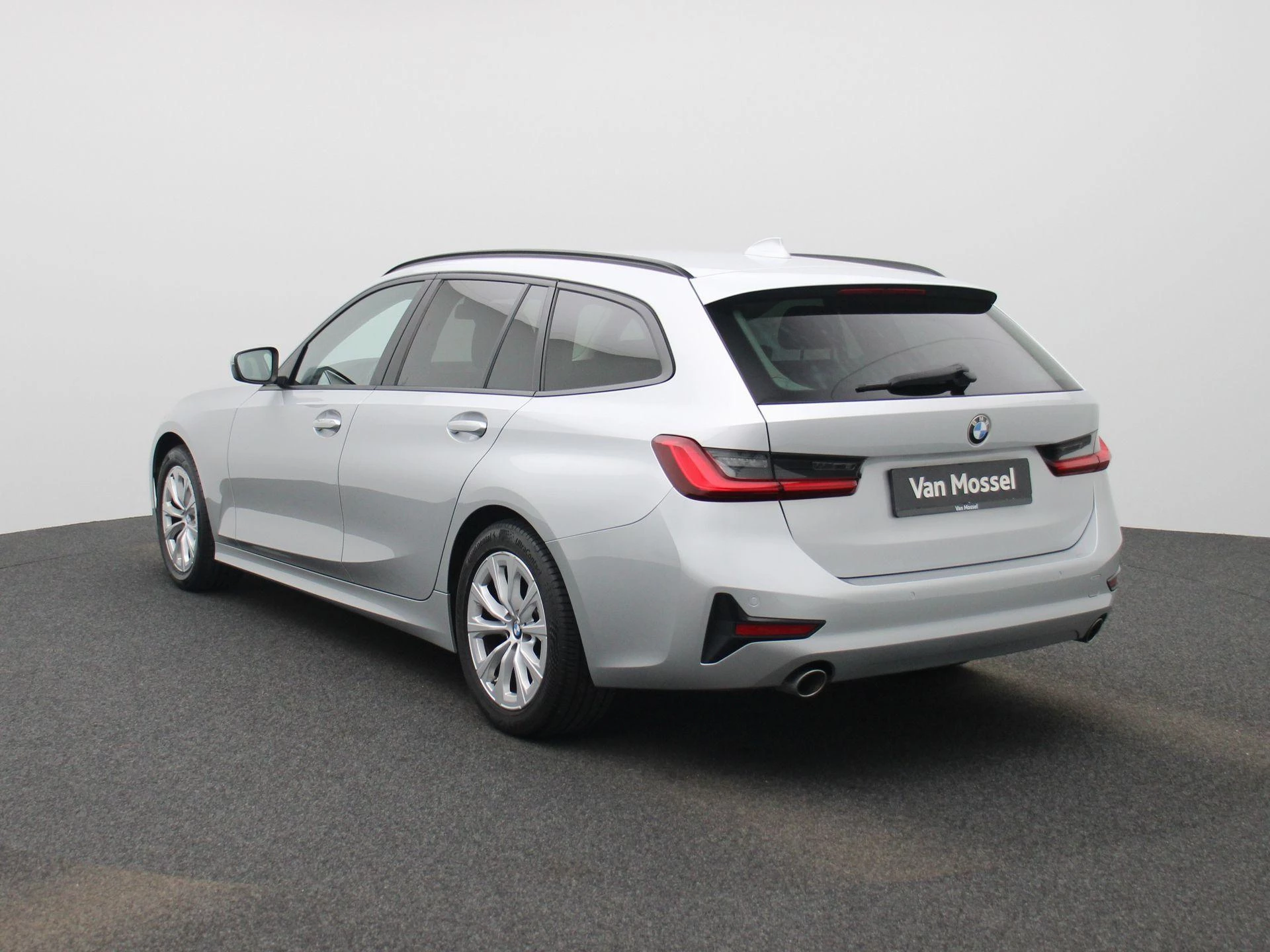 BMW 3 Reeks Touring 318dA (110 kW)