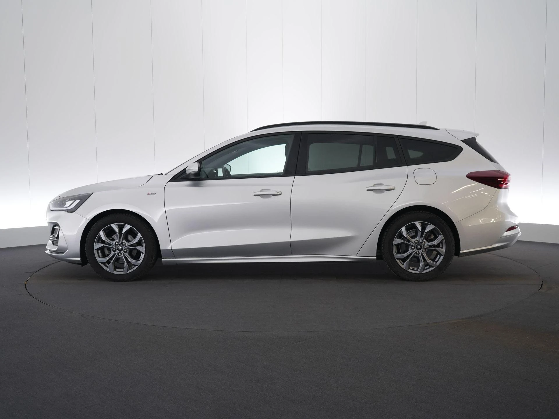 Ford Focus Clipper 1.0i EcoBoost 92kW Aut. ST-Line