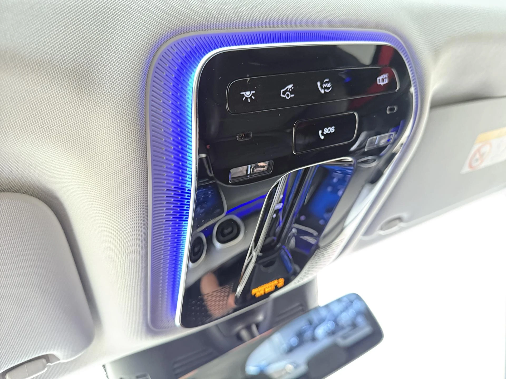 Mercedes-Benz-GLC-image-22