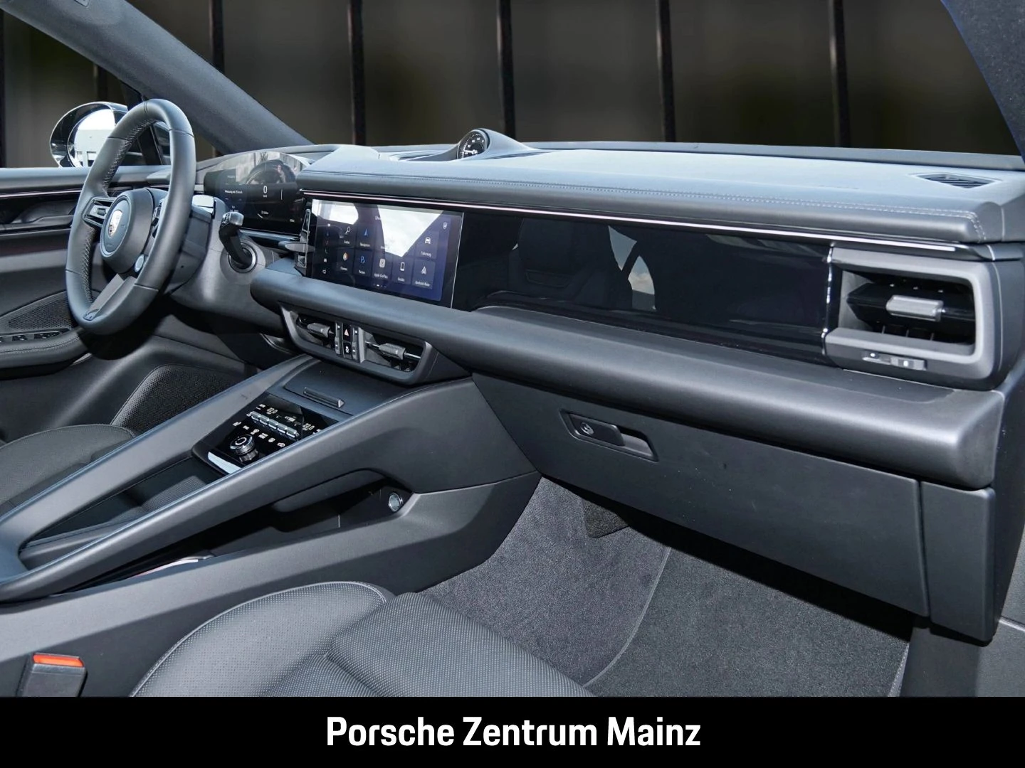 Porsche-Macan-image-16