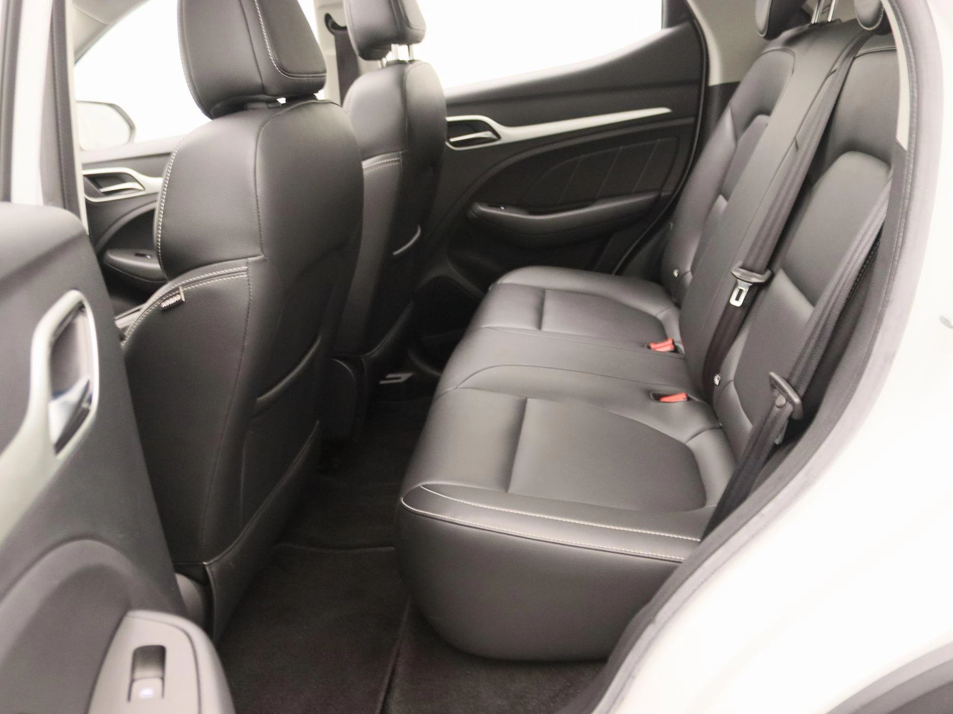 MG-ZS EV-image-14