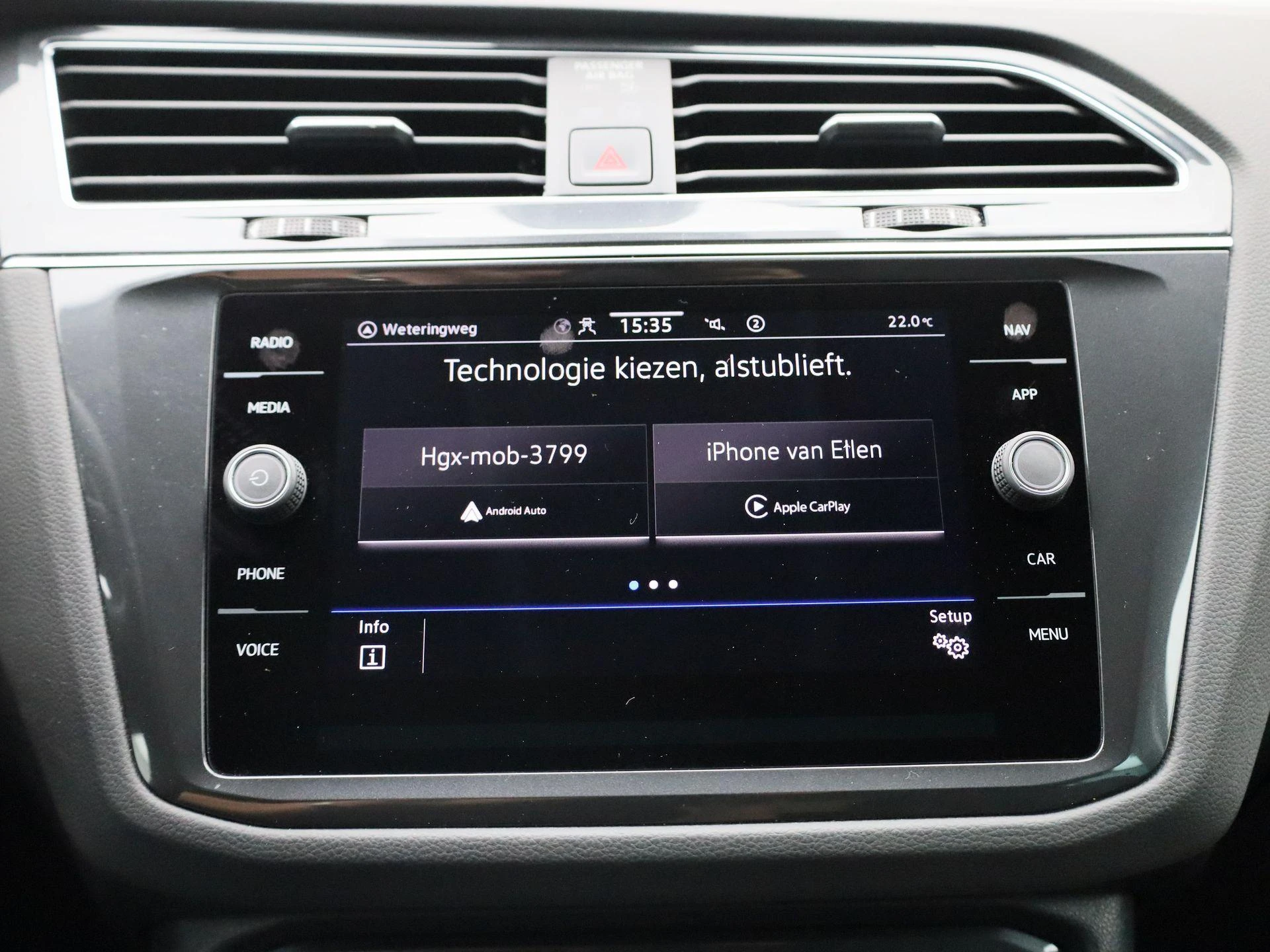 Volkswagen-Tiguan-image-23