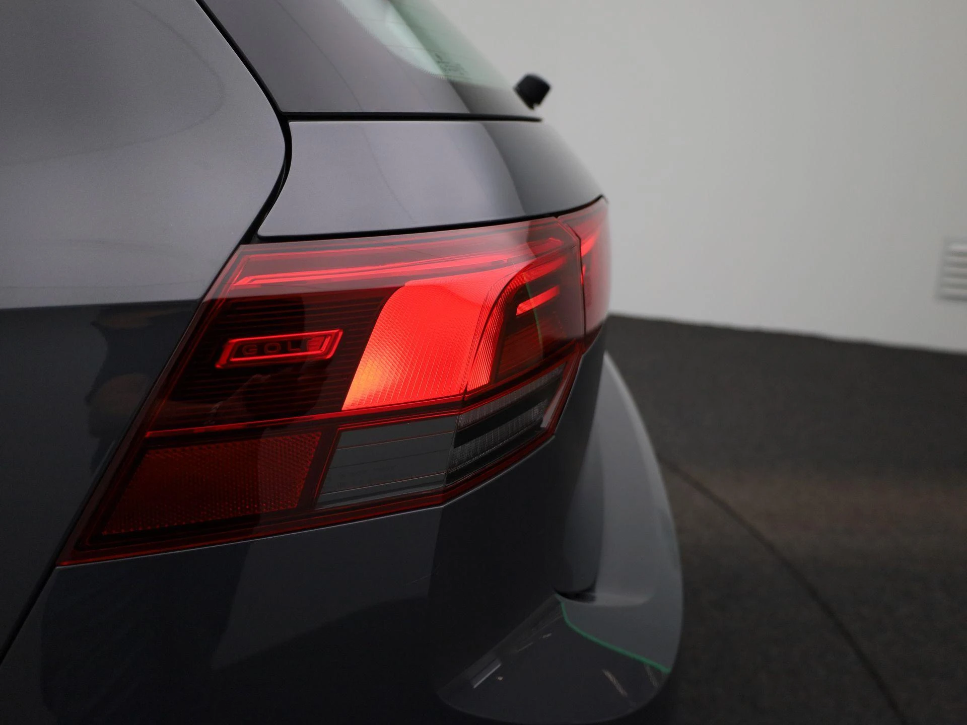 Volkswagen-Golf-image-40
