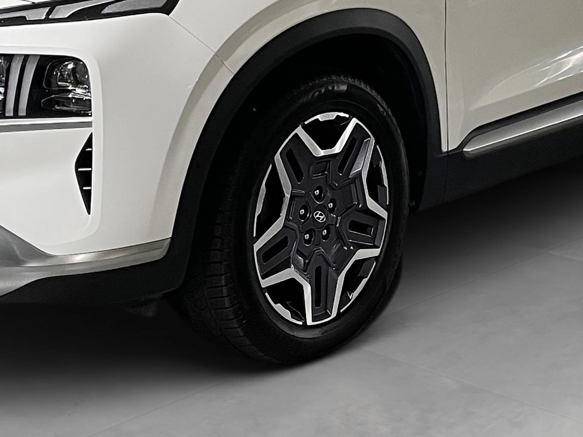 Hyundai Santa Fe 1.6 T-GDi Plug-in Hybrid 4x4 Shine Aut.
