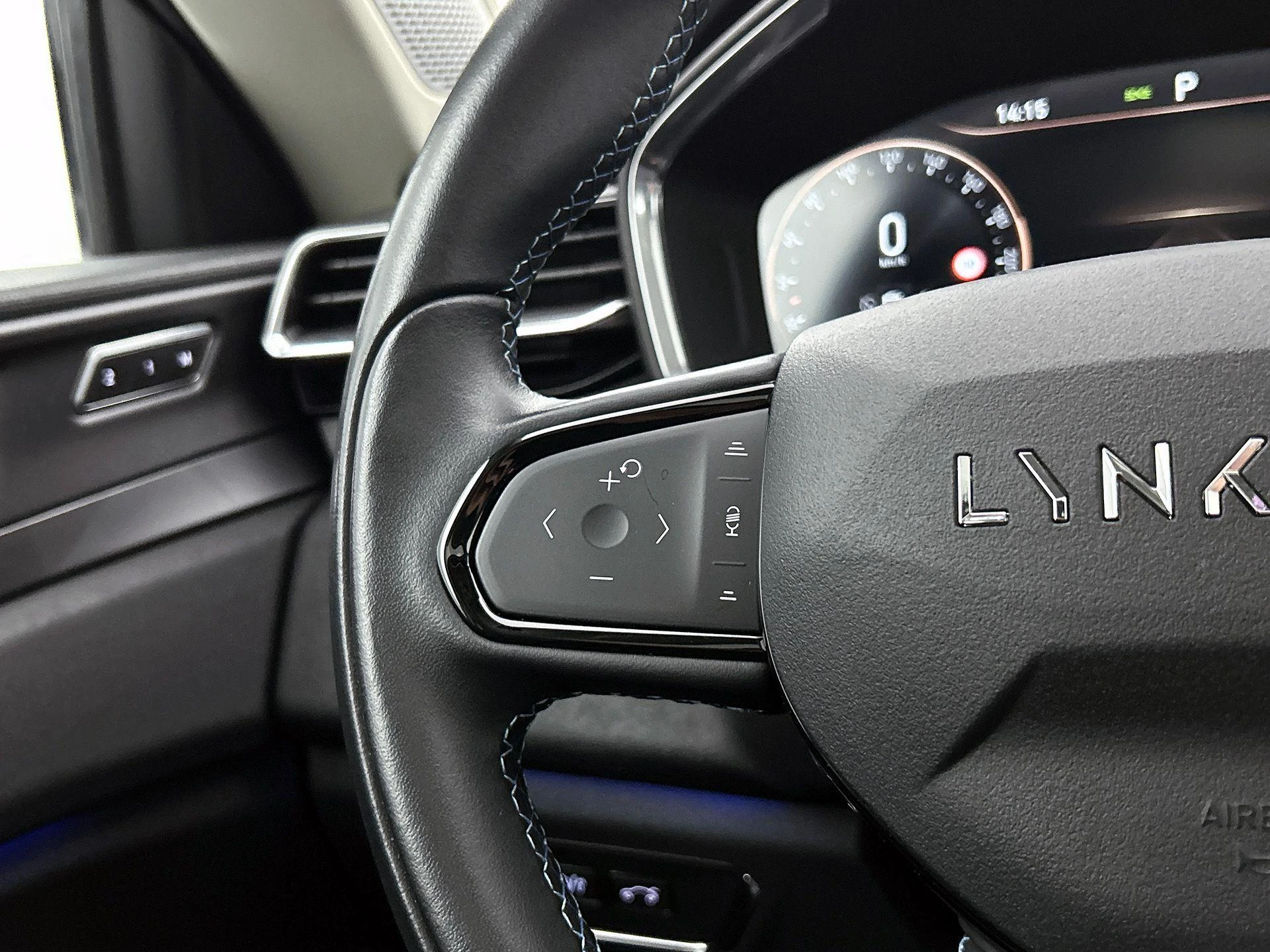 Lynk & Co 01 1.5