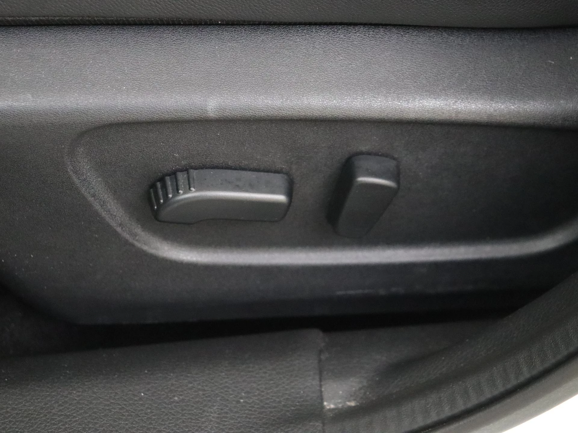 Nissan-QASHQAI-image-27