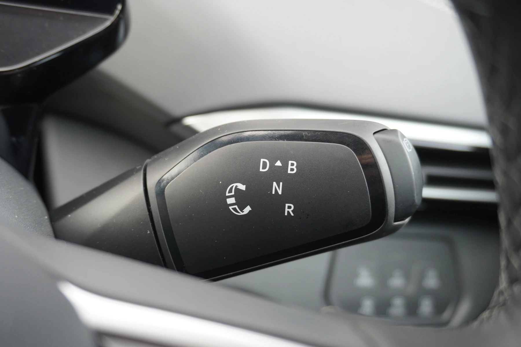 Volkswagen-ID.4-image-29