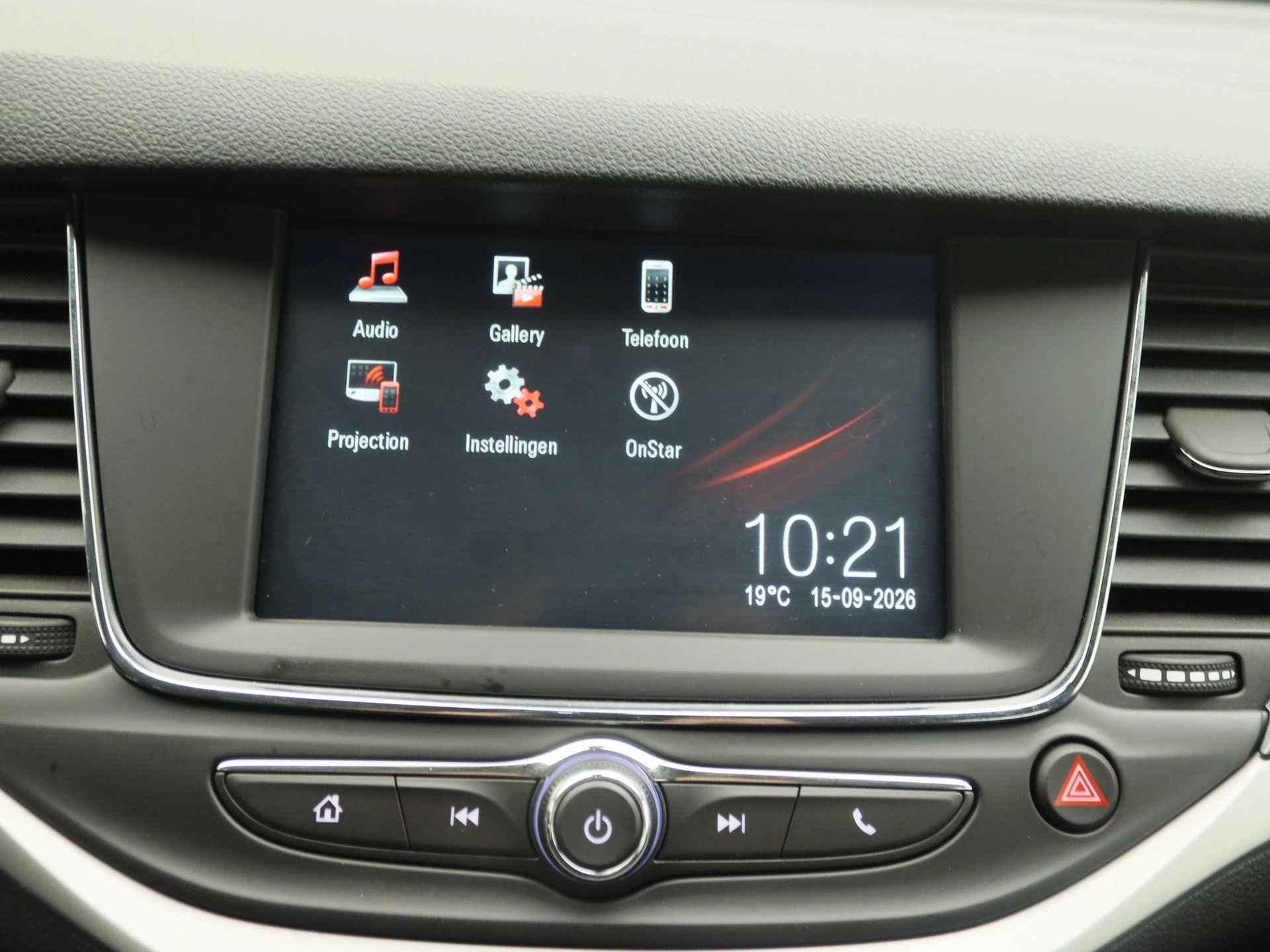 Opel-Astra-image-8