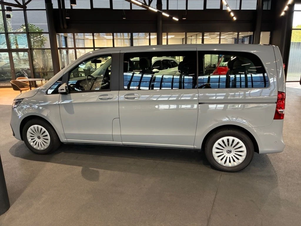Mercedes-Benz-V-Klasse 220-image-15