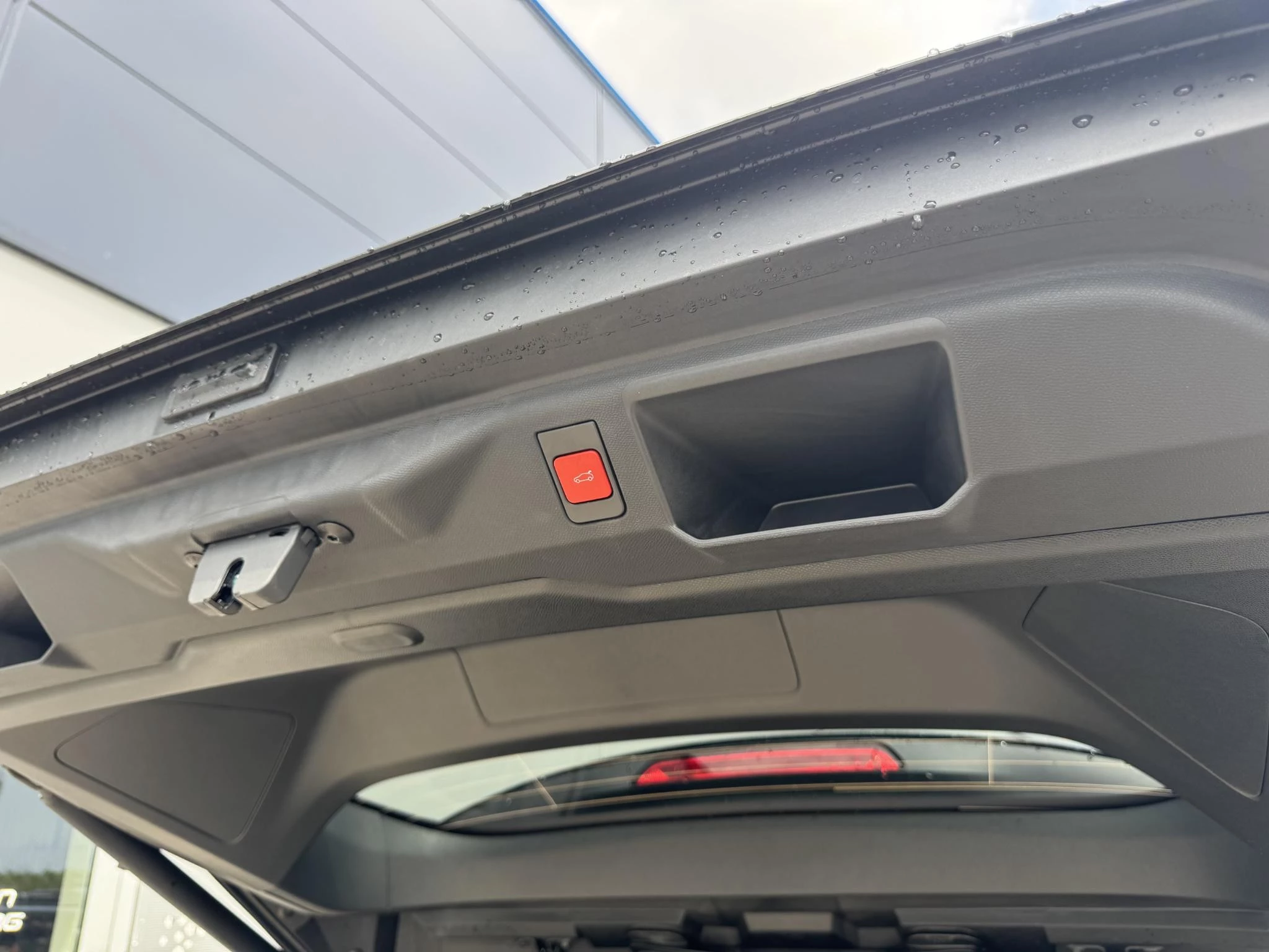 Peugeot e-5008 GT Avantage 73 kWh