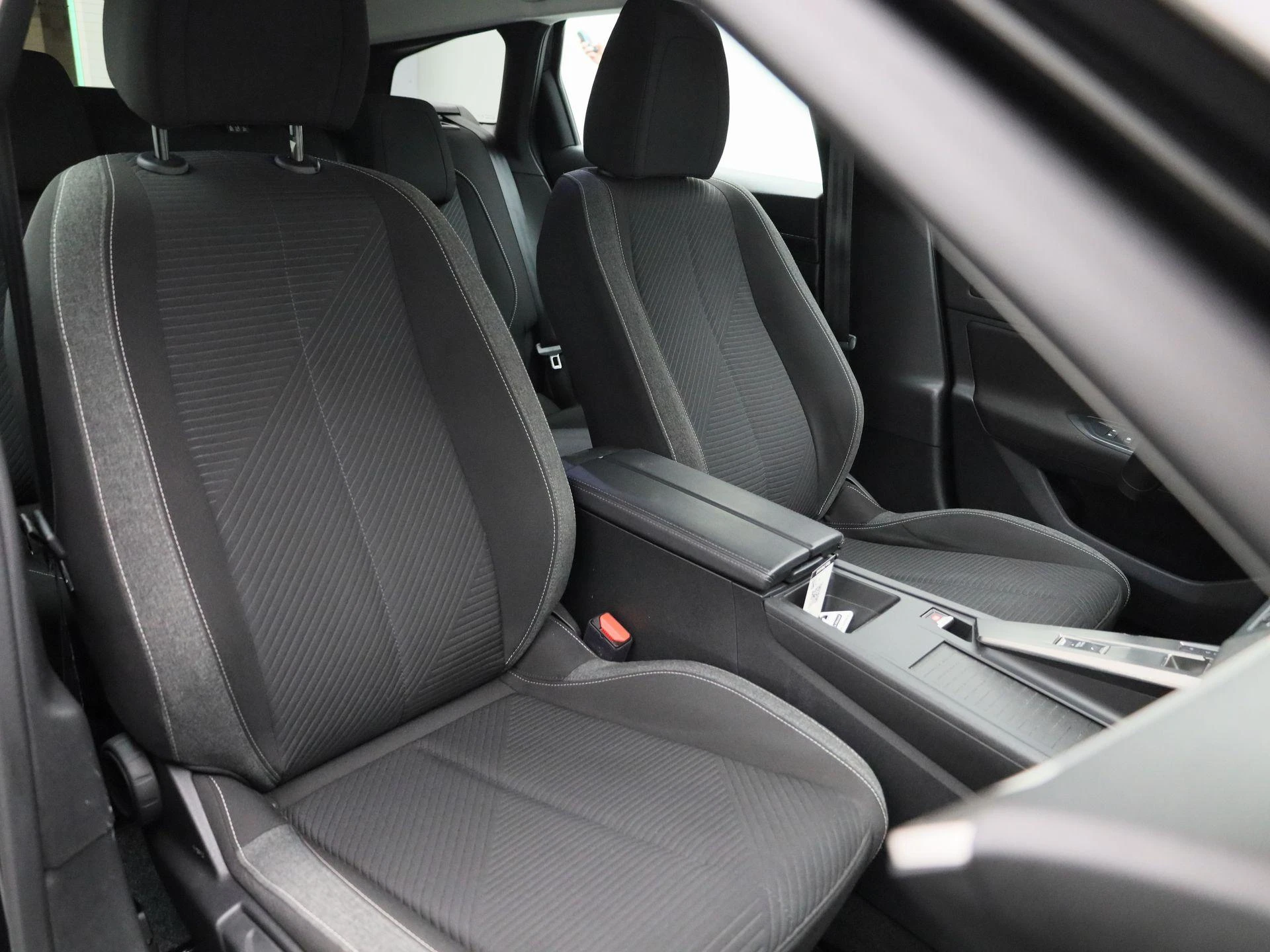 Peugeot-308-image-30