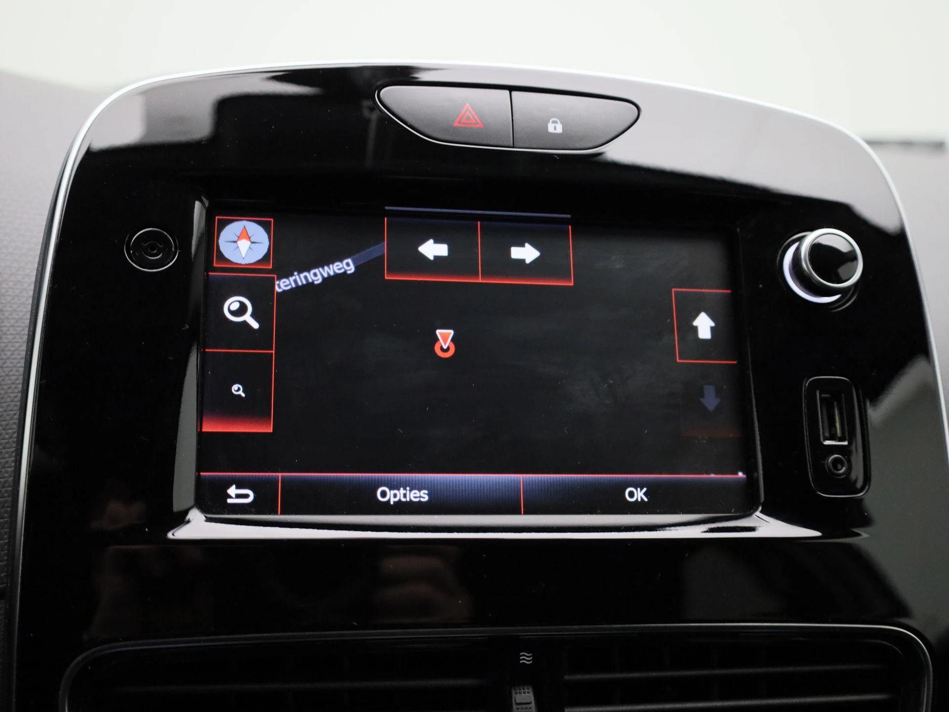 Renault-Clio-image-20