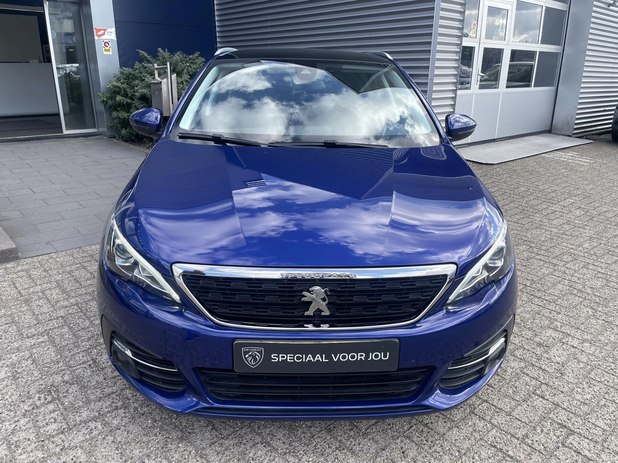 Peugeot-308-image-20