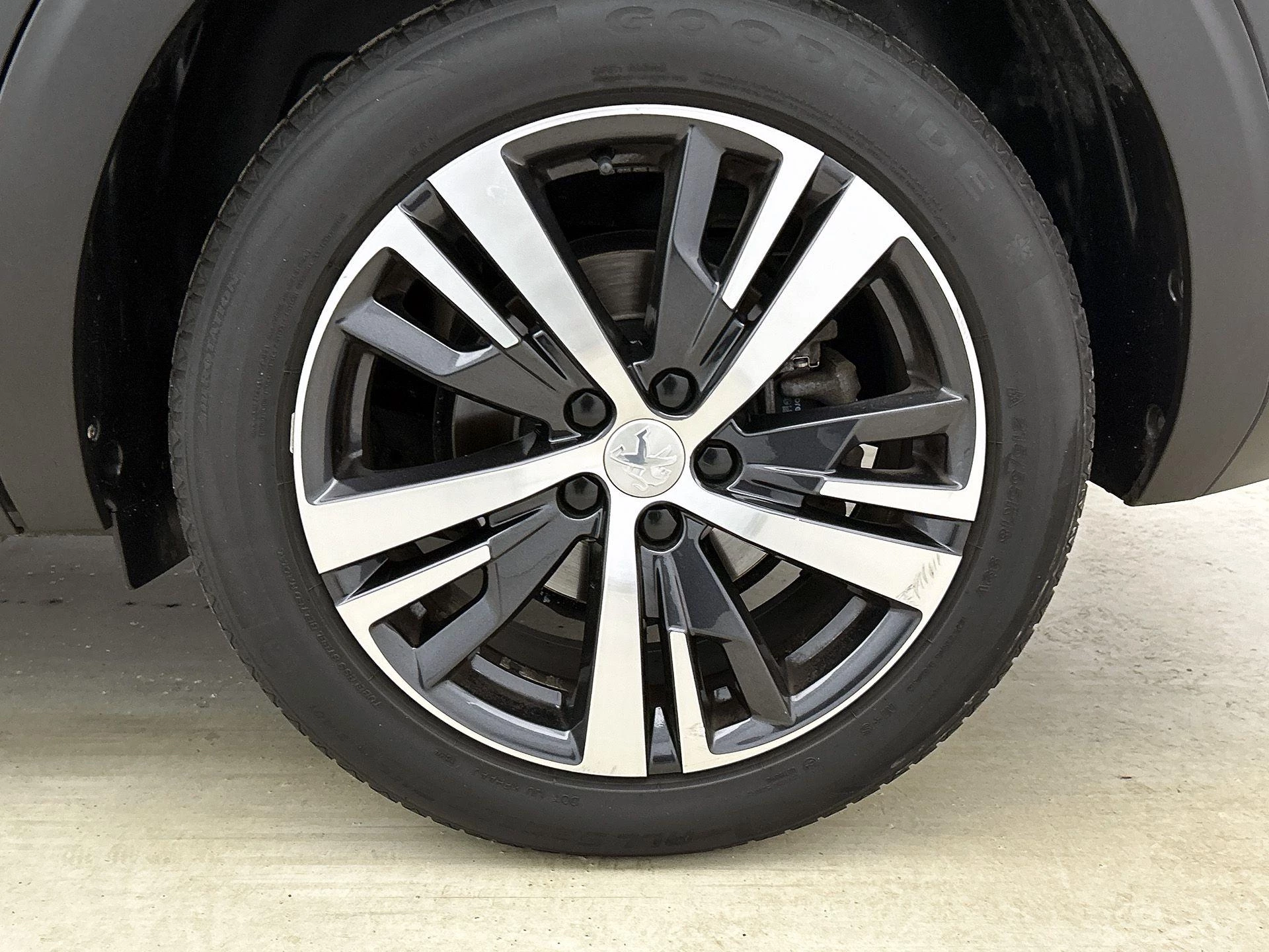 Peugeot-5008-image-39