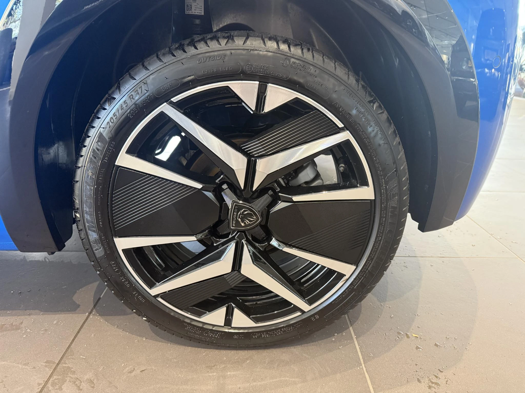 Peugeot-208-image-18