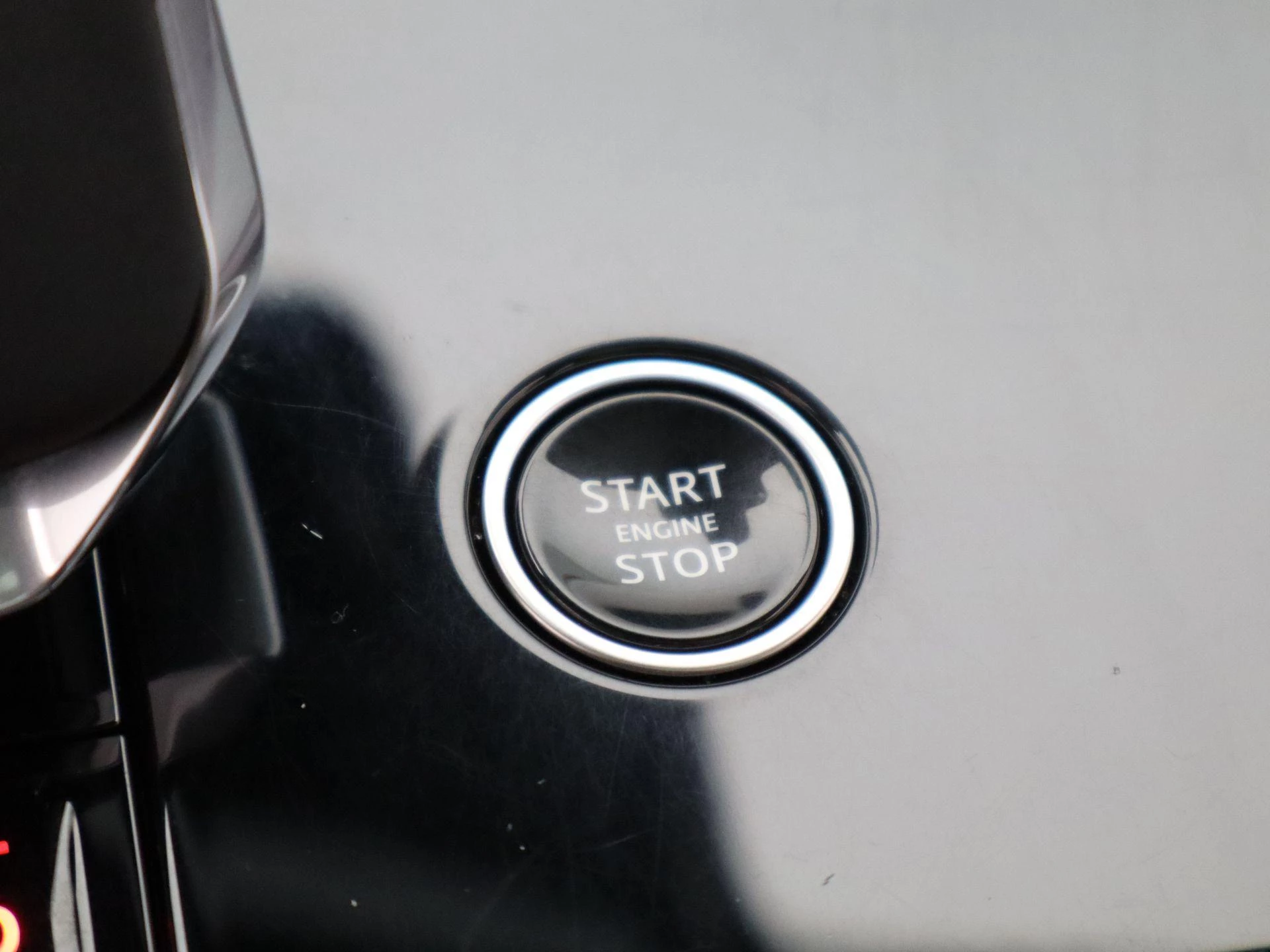 Land Rover-Range Rover Sport-image-16